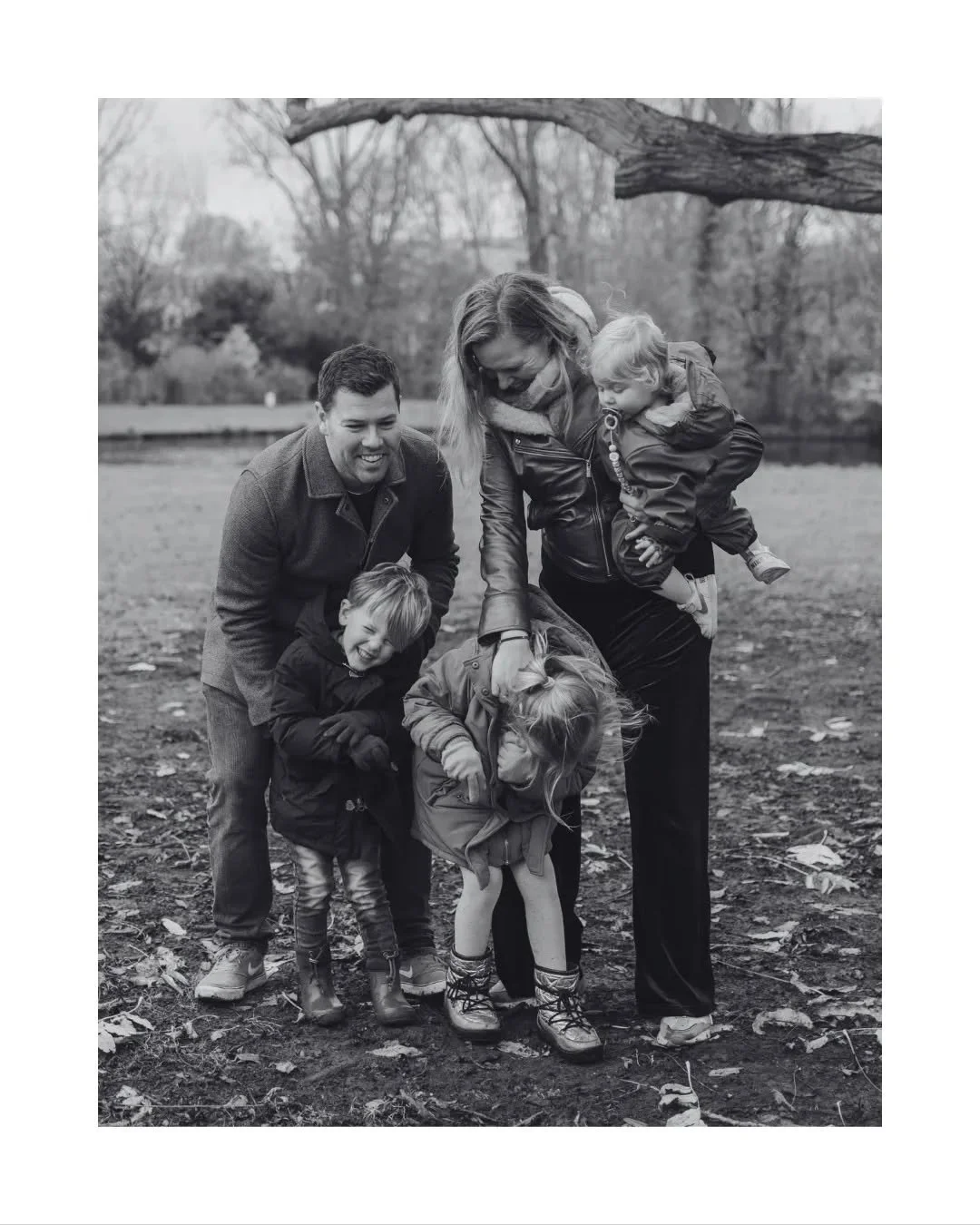 A cold November family session outdoors with this beautiful family, luckily, we were able to warm up by the fire afterwards.