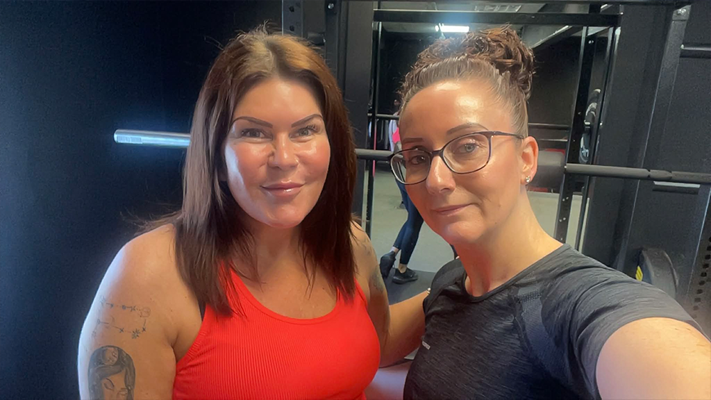 Dani and Lisa, Wade Court