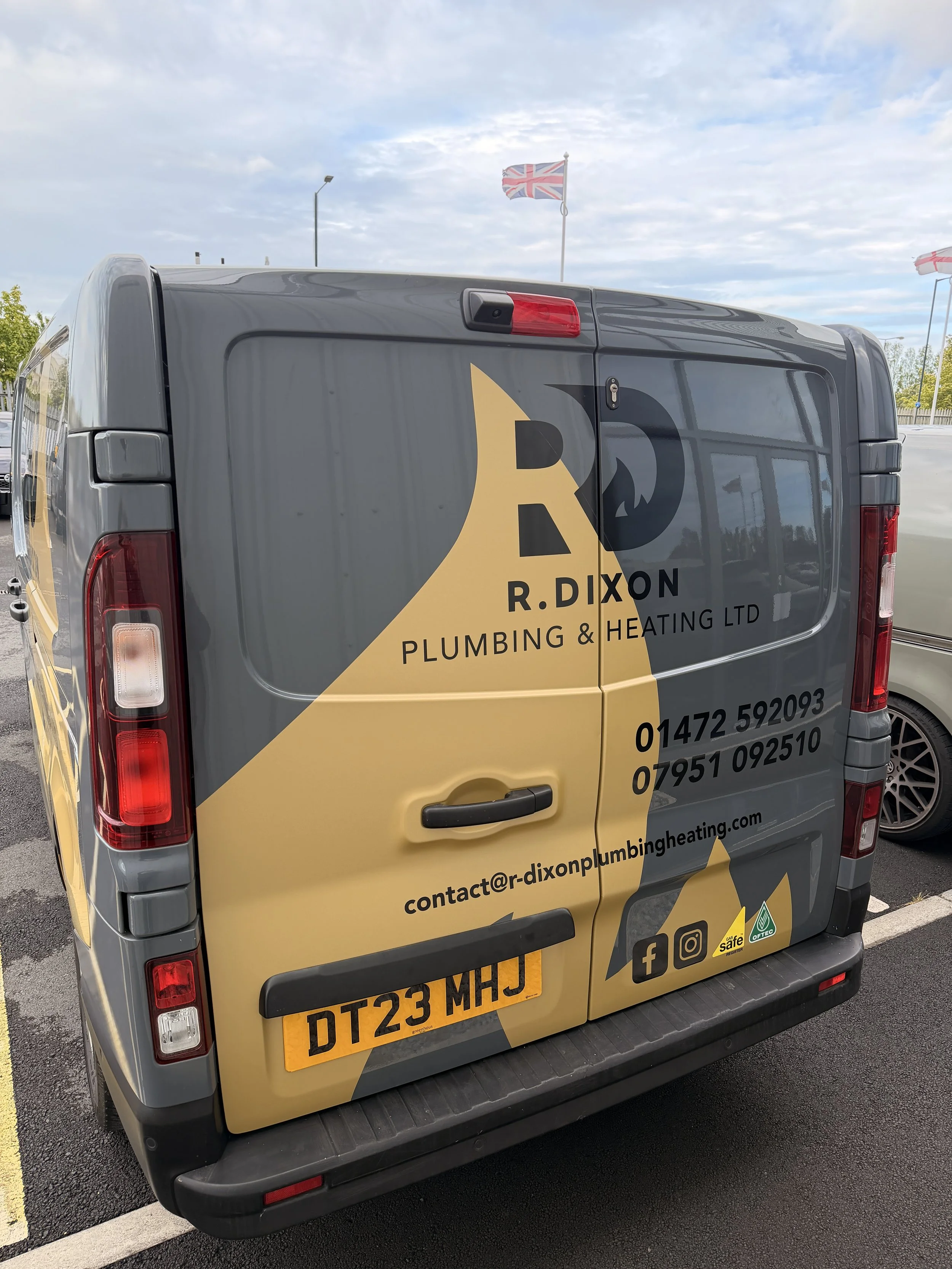  Van Signwriting Grimsby: Cost, Options &amp; What to Expect | Premium Wraps