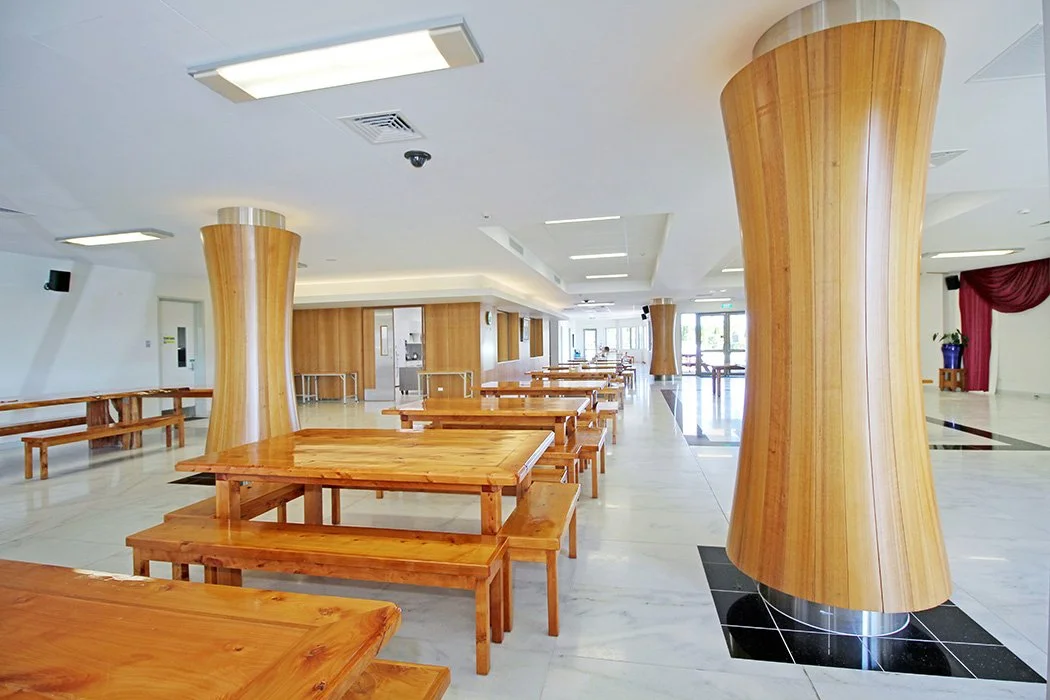 cafeteria-1.JPG