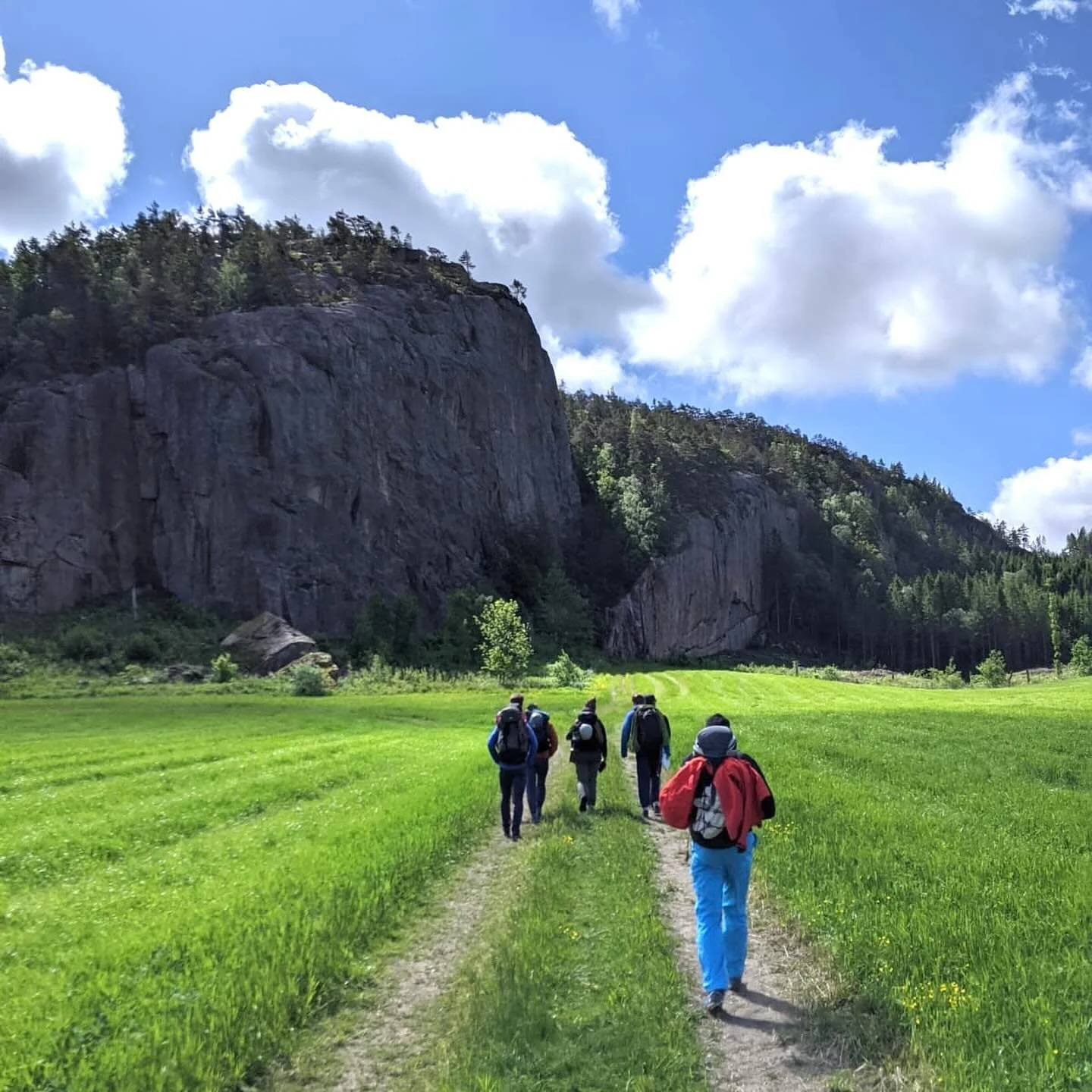 The NLMC is just back from a week climbing on impeccable granite in Bohusl&auml;n, a trad destination on the west coast of Sweden.

In between saunas, sea swims, and pickled herring, we found time for some climbing too. 

Crags visited: Bj&ouml;rkber