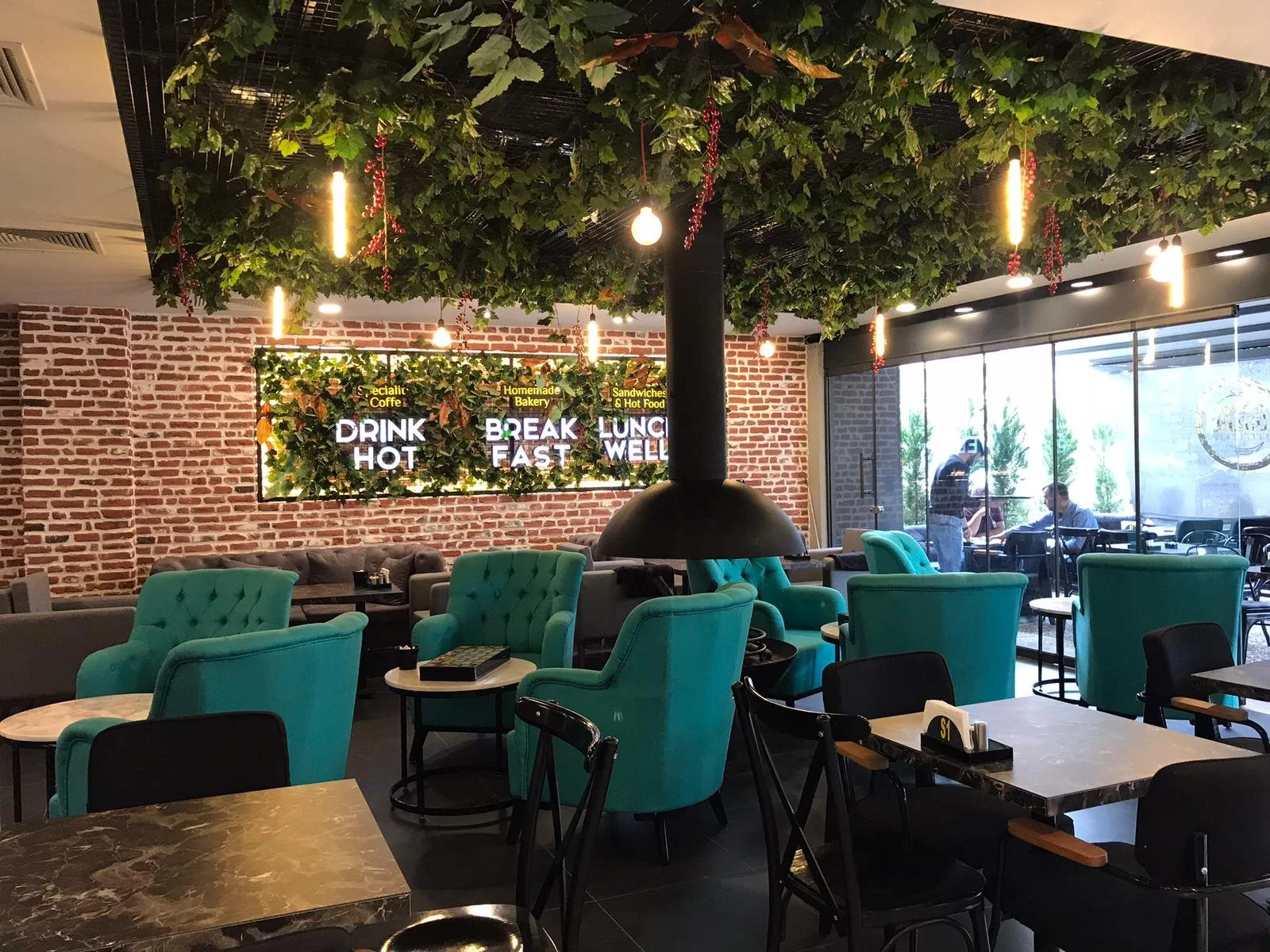 WhatsApp Image 2018-11-13 at 12.21.22.jpeg