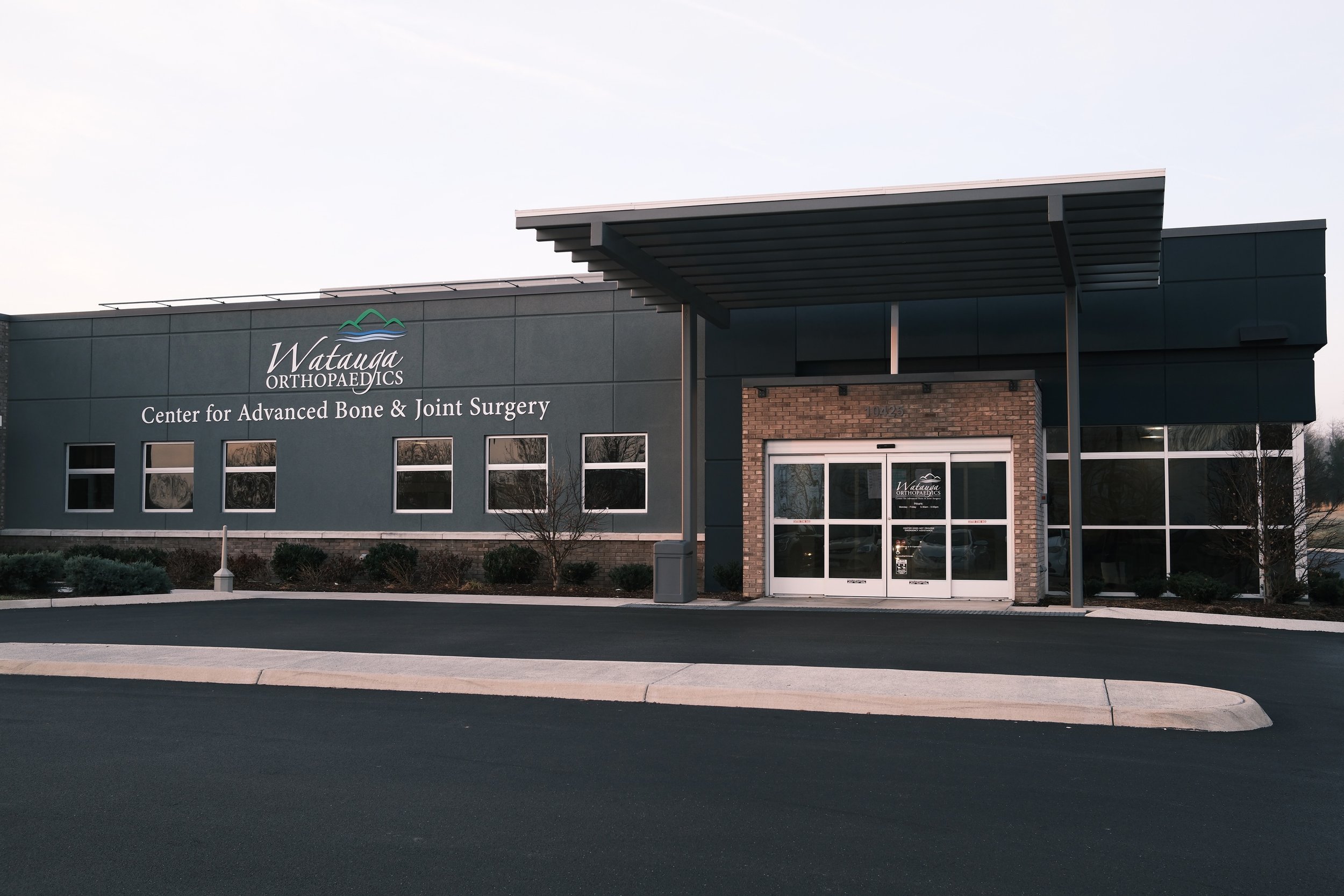 Outpatient Joint Replacement