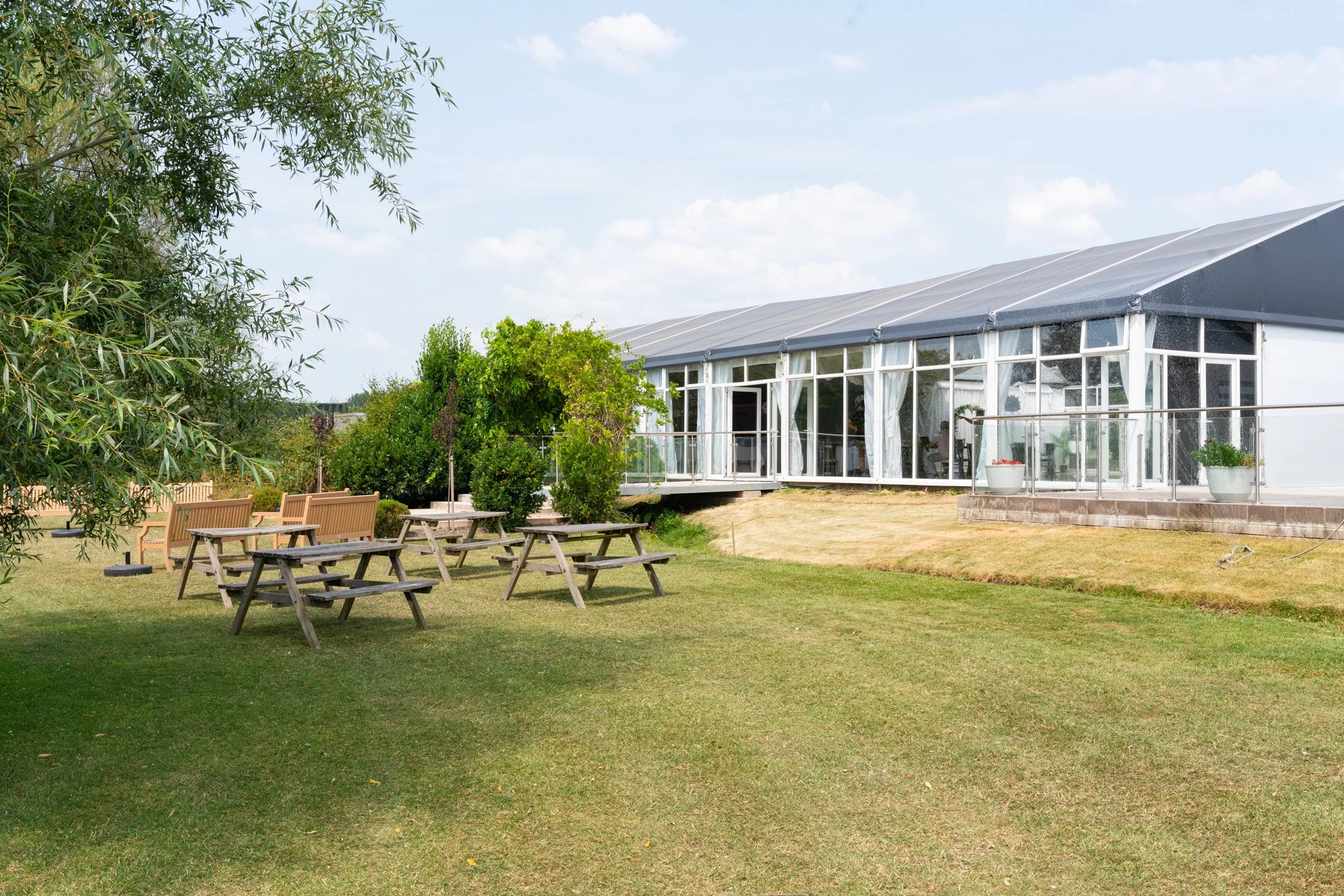 Dyffryn Springs Wedding Venue - Grounds and Lakes050.jpg