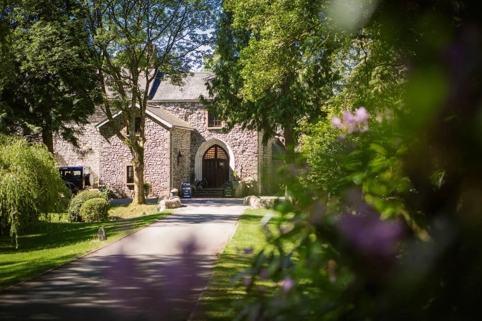 Outside of Pencoed House, beautiful south wales wedding venue
