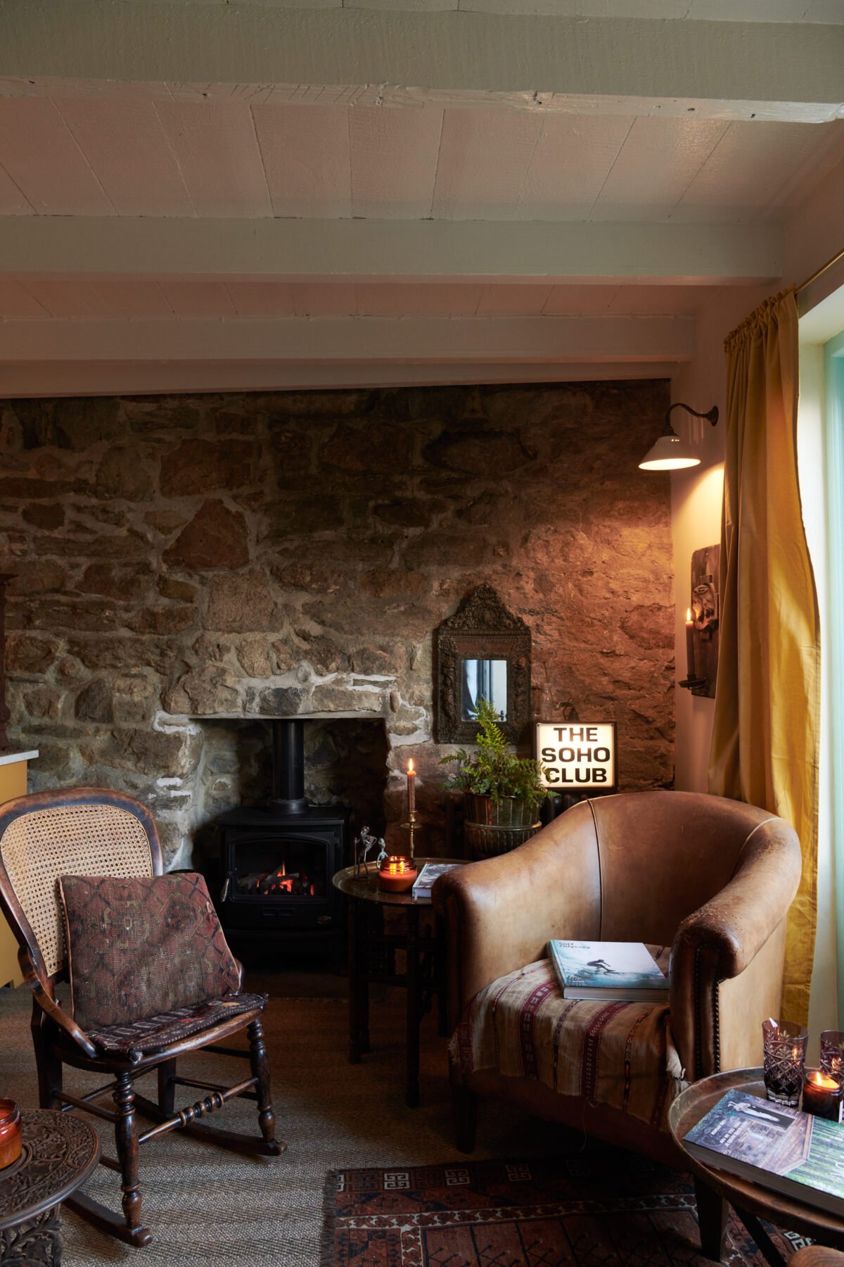 THE COSY NOOK