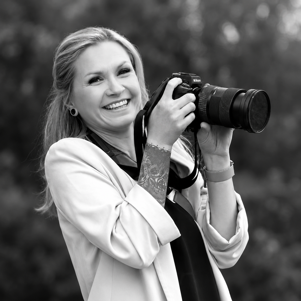 Wedding Videographer Capturing wedding in Co. Kerry