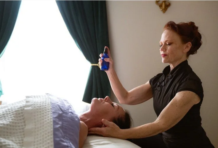 Aromatherapy during massage 2026