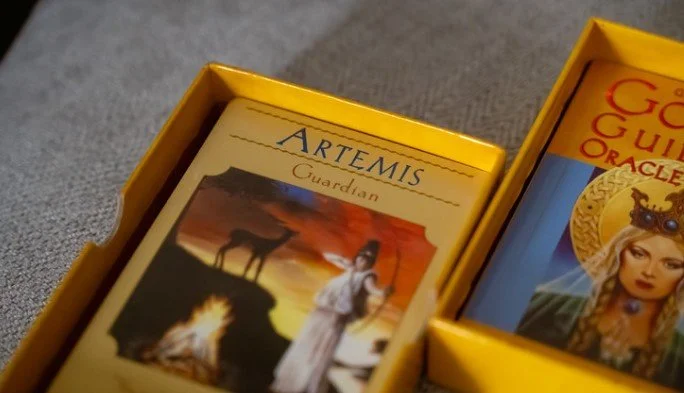 Goddess Oracle deck 
