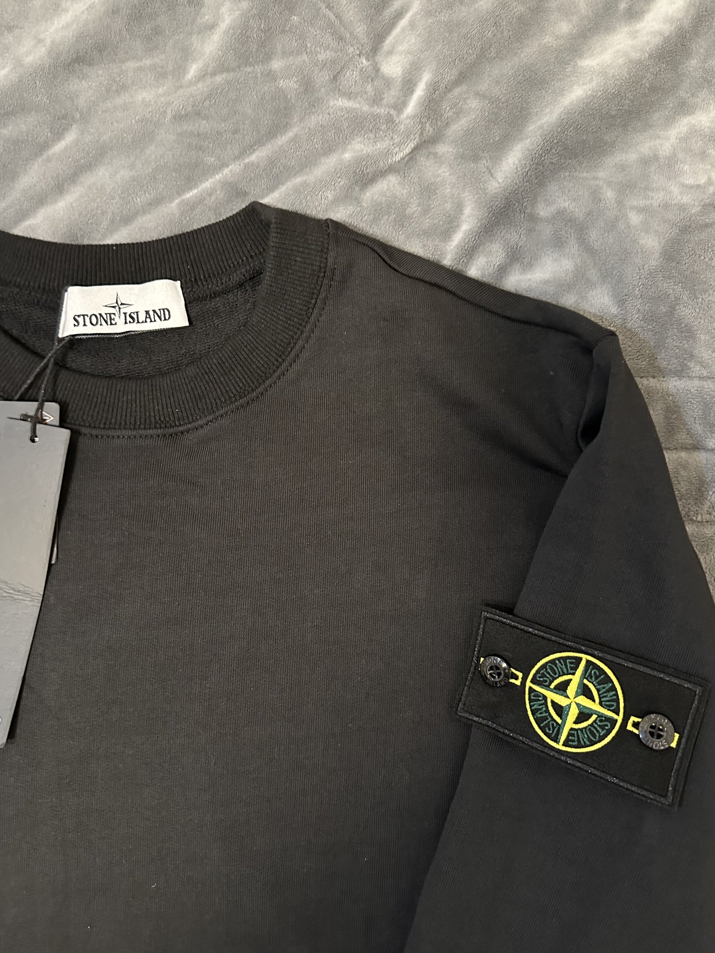 STONE ISL LONG SLEEVE T-SHIRT