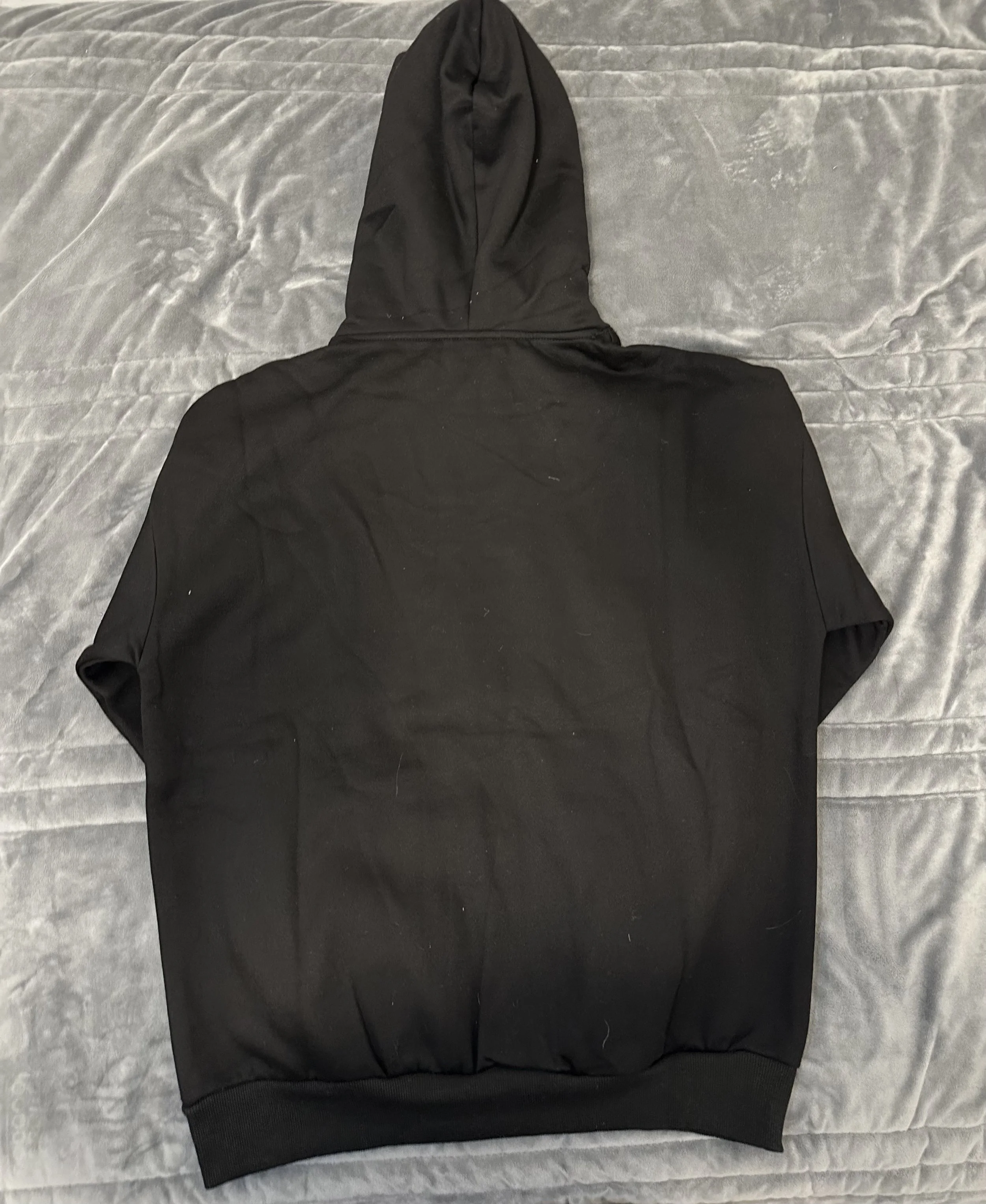 CARHART BLACK HOODIE 3.jpeg