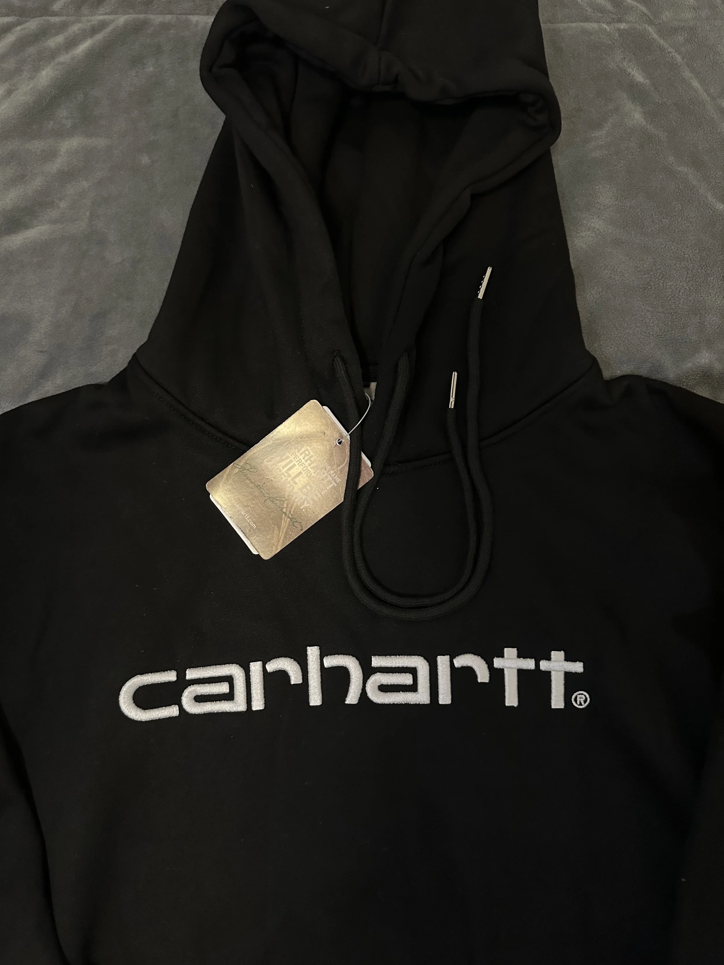 CARHART BLACK HOODIE 1.jpeg
