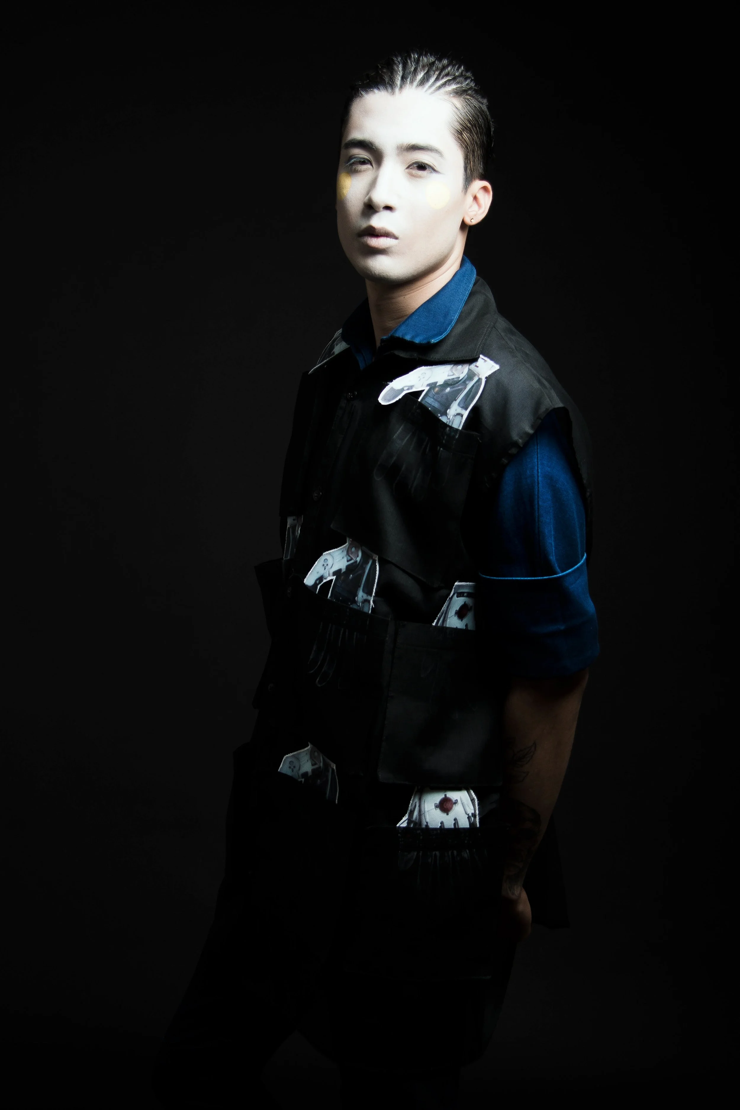 Photography: @lnznk 
Model: @Oscar for New Icon Model Management
Styling Assistance: @David Pelcastre