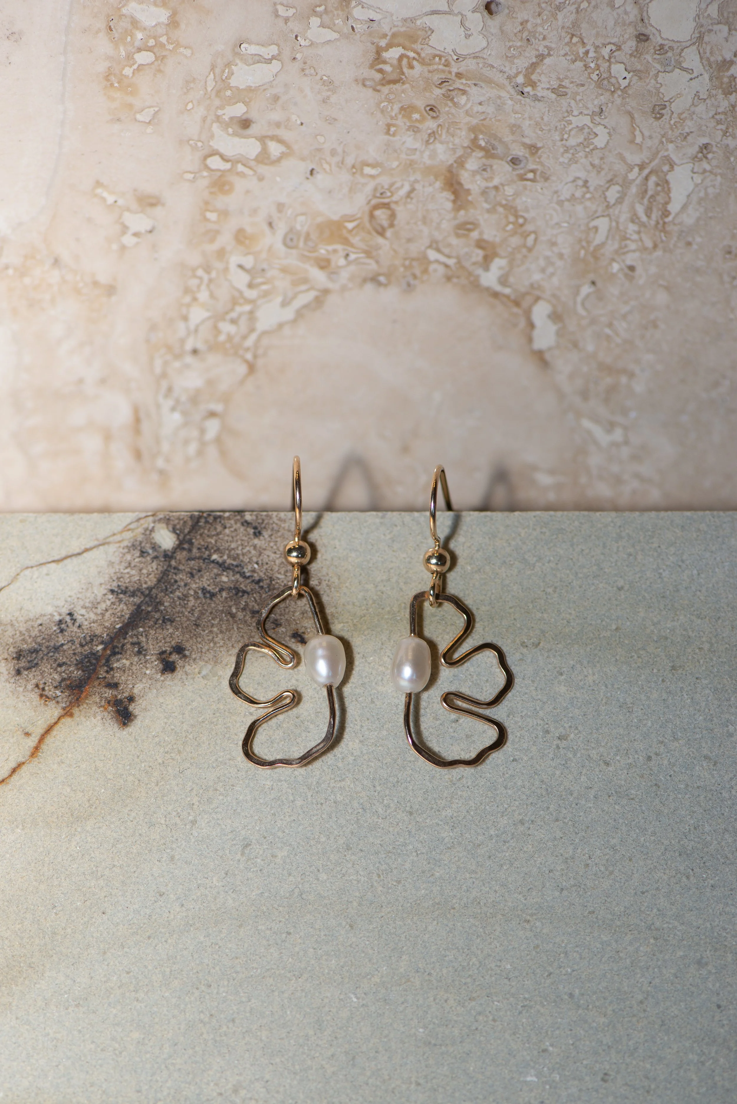 Small Flower gold earring
