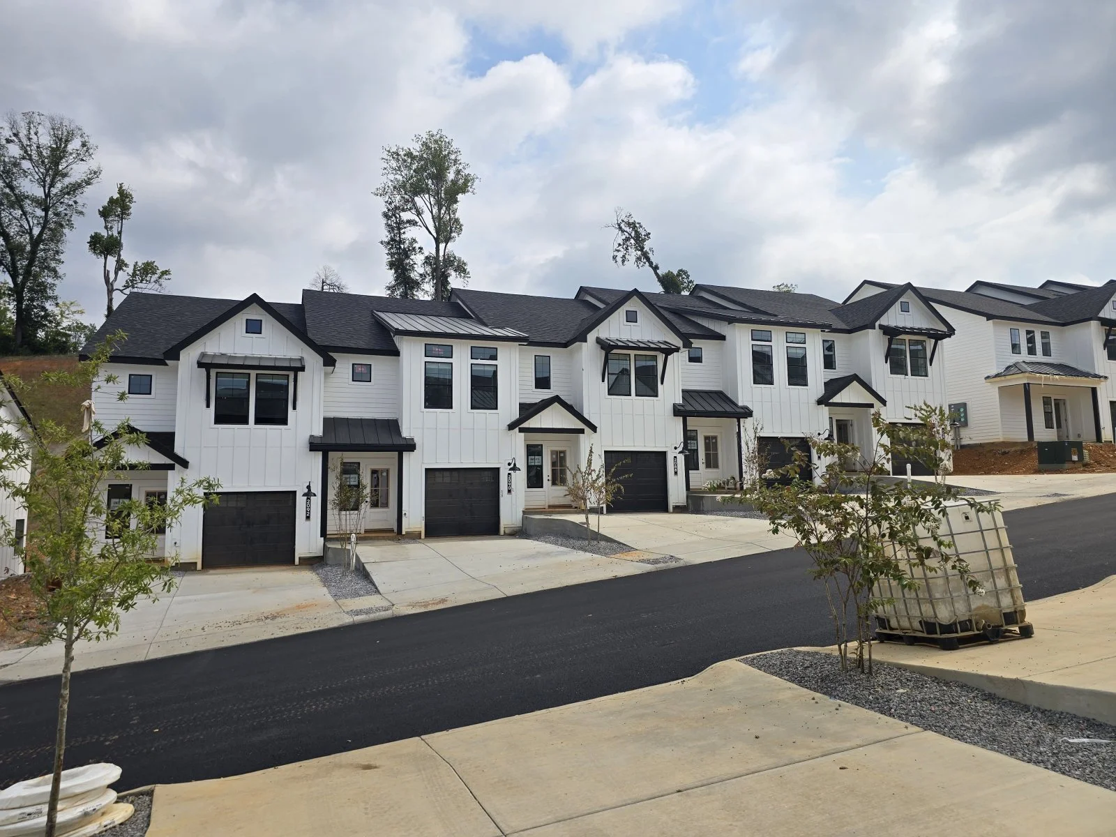 How to Choose a Roofing Company in Nashville in 2026