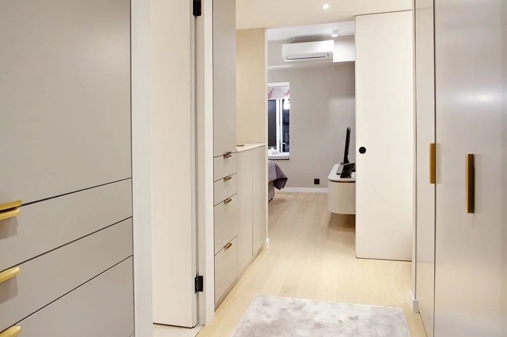 The-Wongs_Walk-In-Wardrobe.jpg