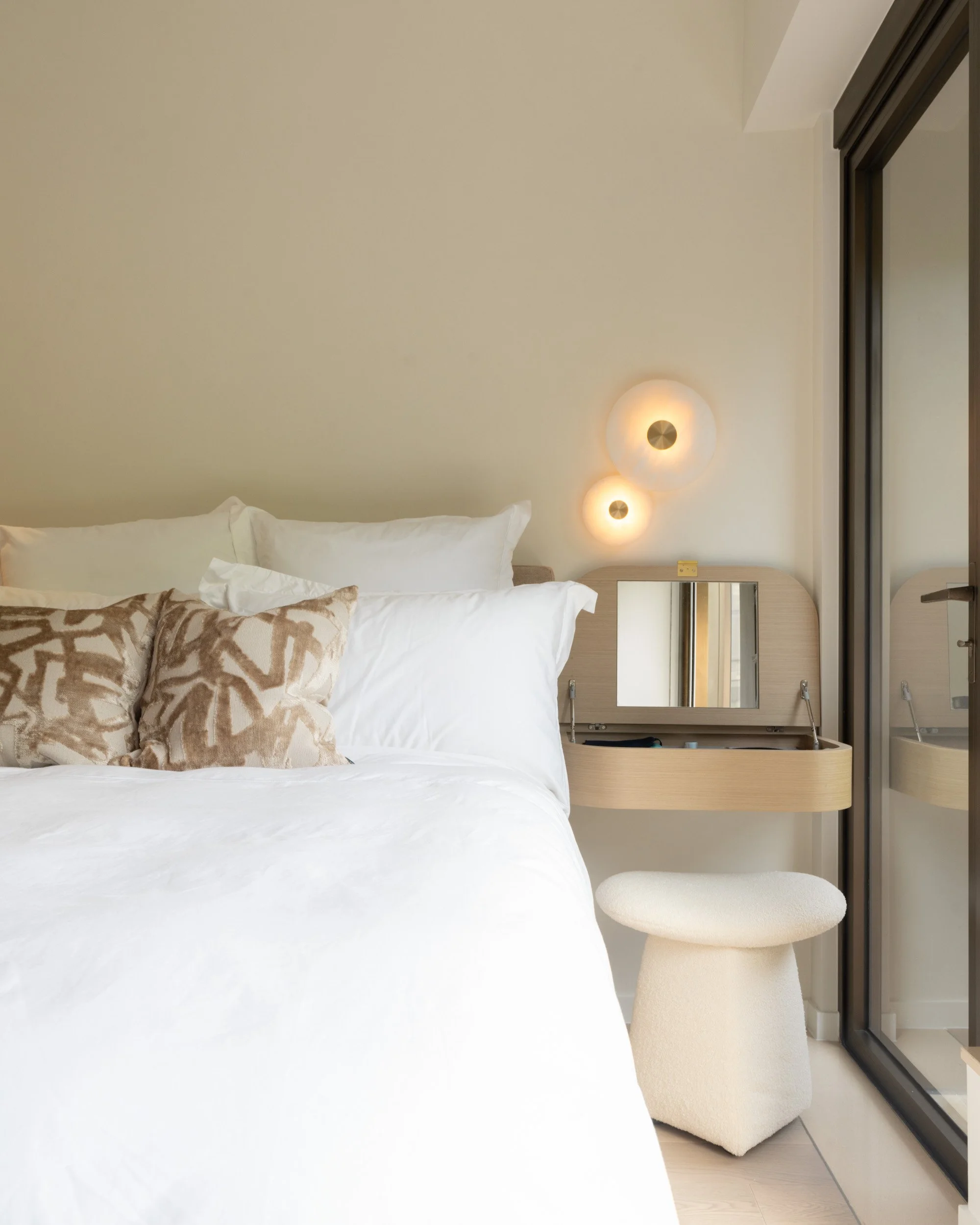 masterbedroom-8.jpg