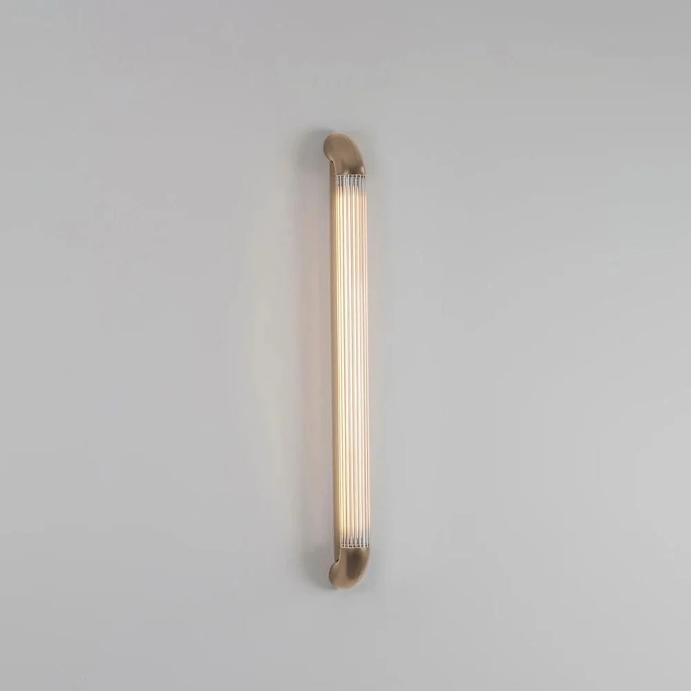 Strata 600 Wall Light