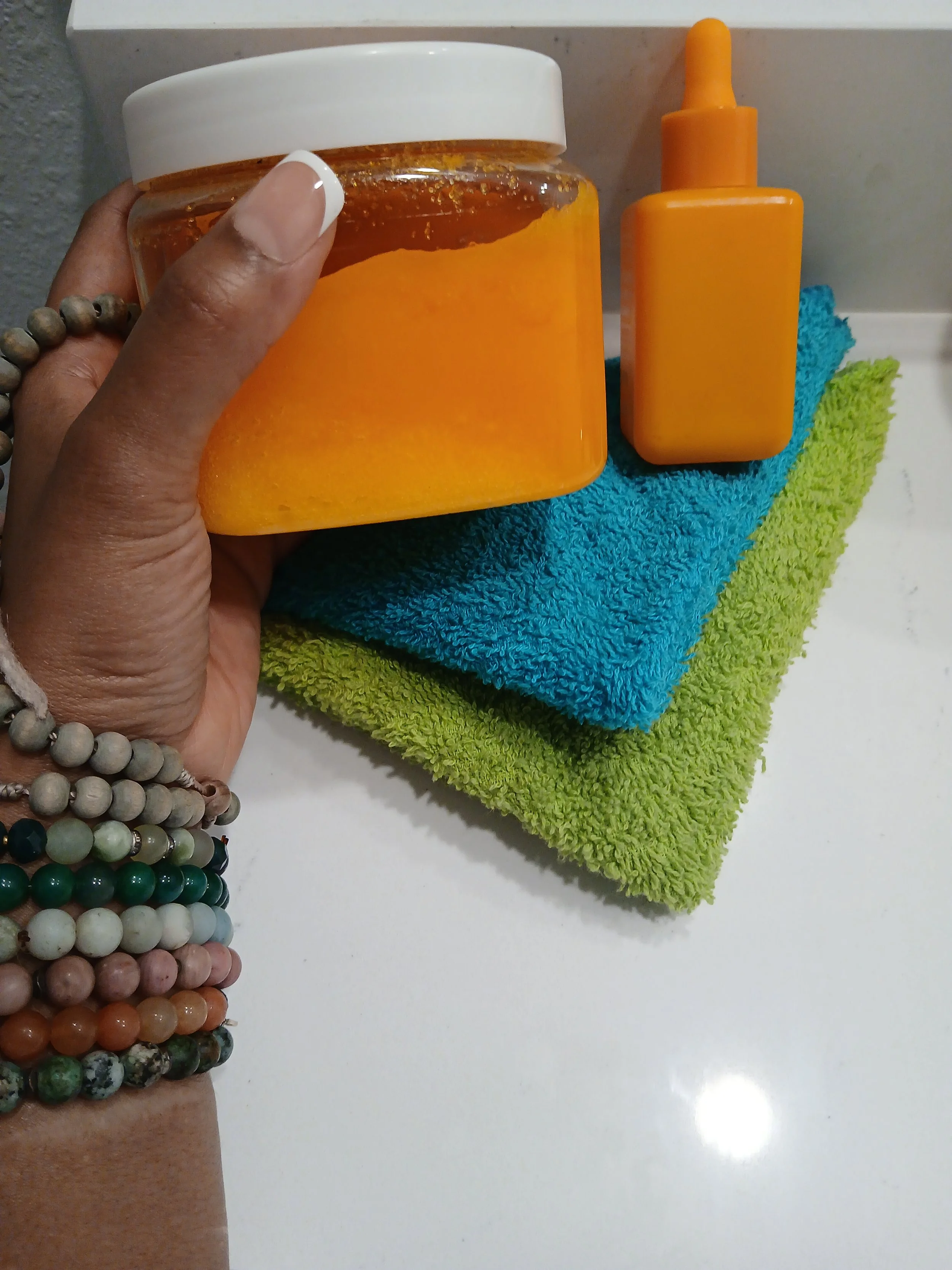 Shavel & Shavon face serum/peel