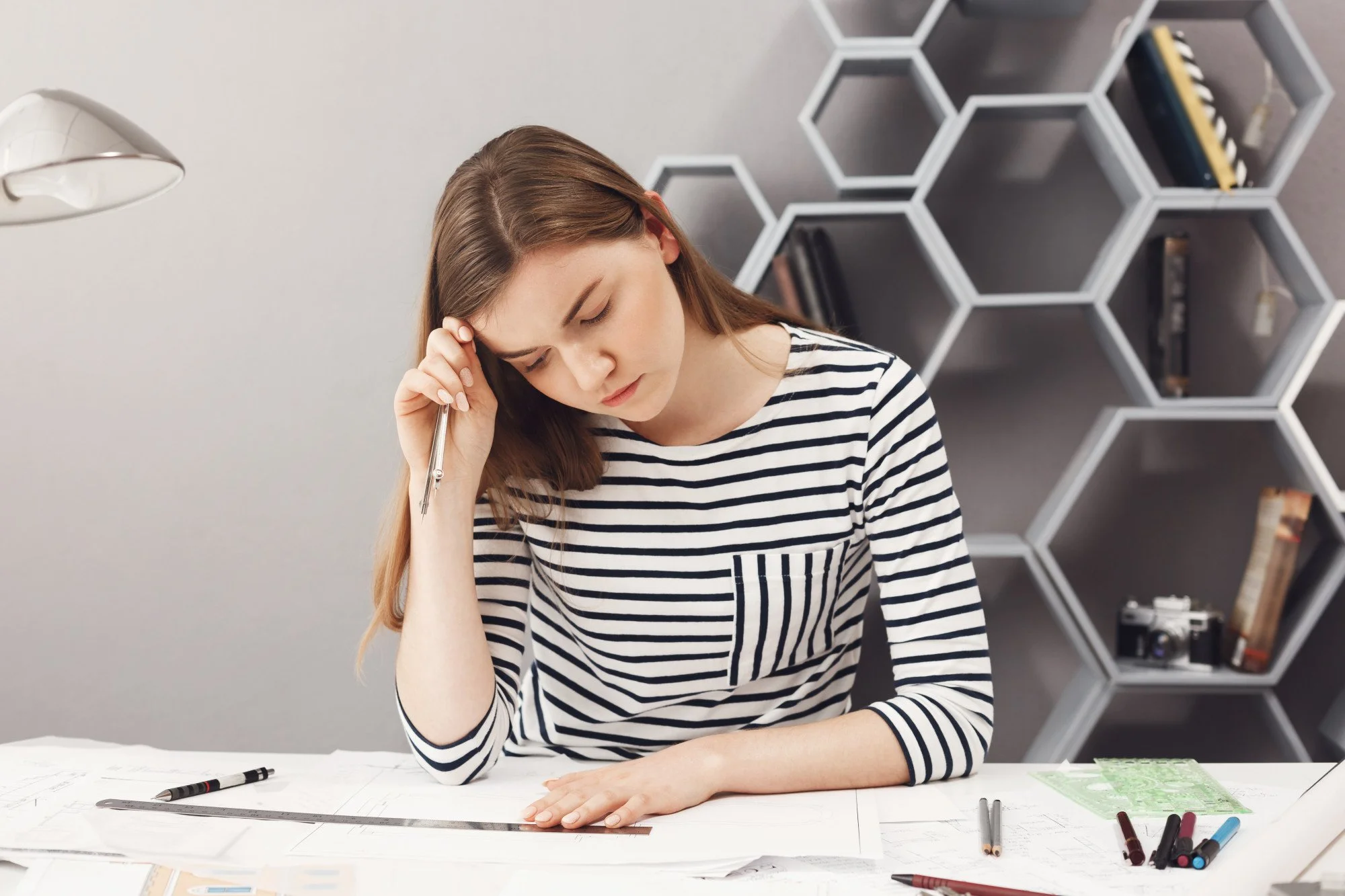 How ADHD Goes Undiagnosed in Women (And Gets Mistaken for Something Else)