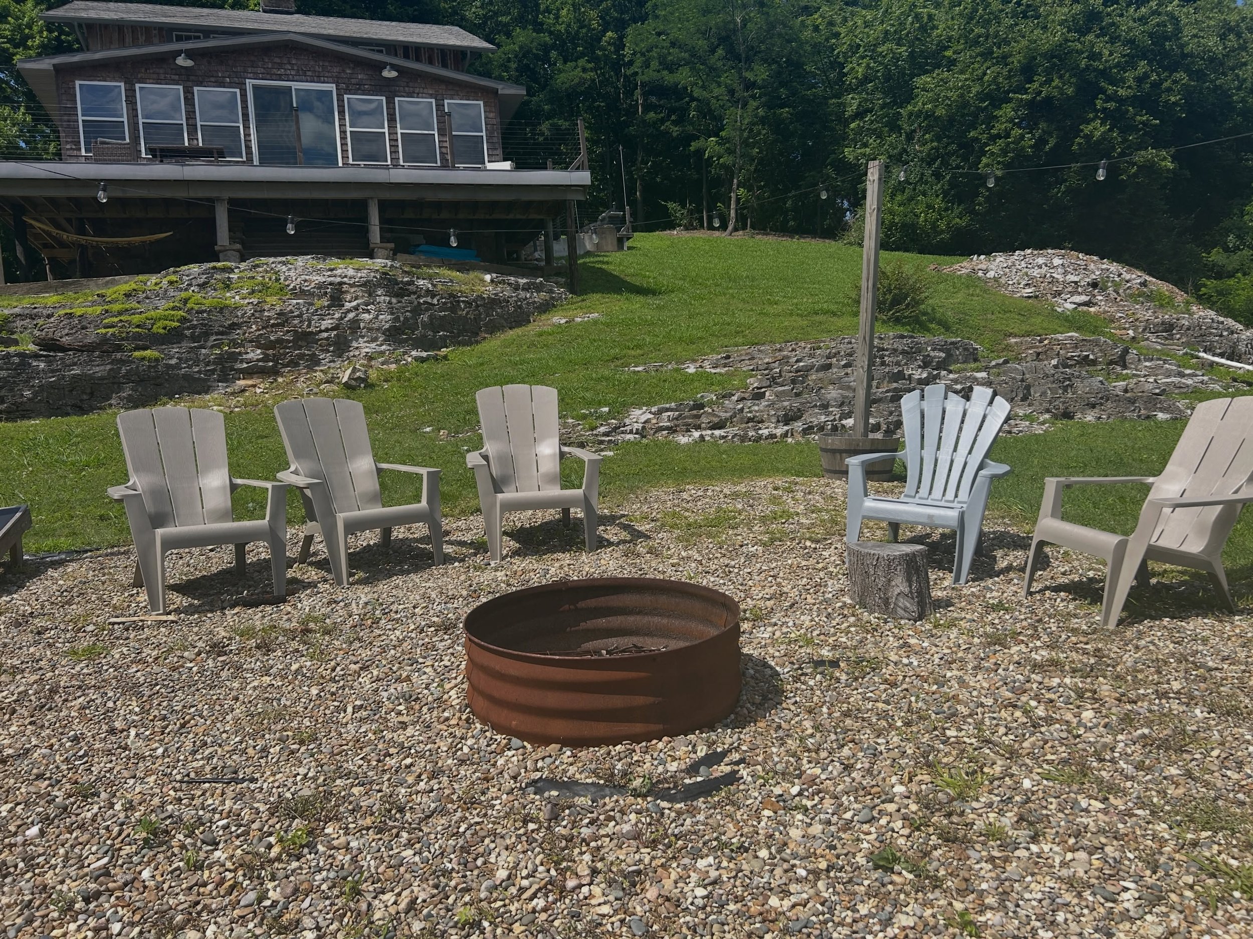 Blue skies, river views, and nights around the fire ✨

Shade Rock Cabin is the kind of place where time slows down and the best memories happen outside.

Who are you bringing for a weekend on the river? 🌿

Book now through www.stayshawnee.com

#shaw