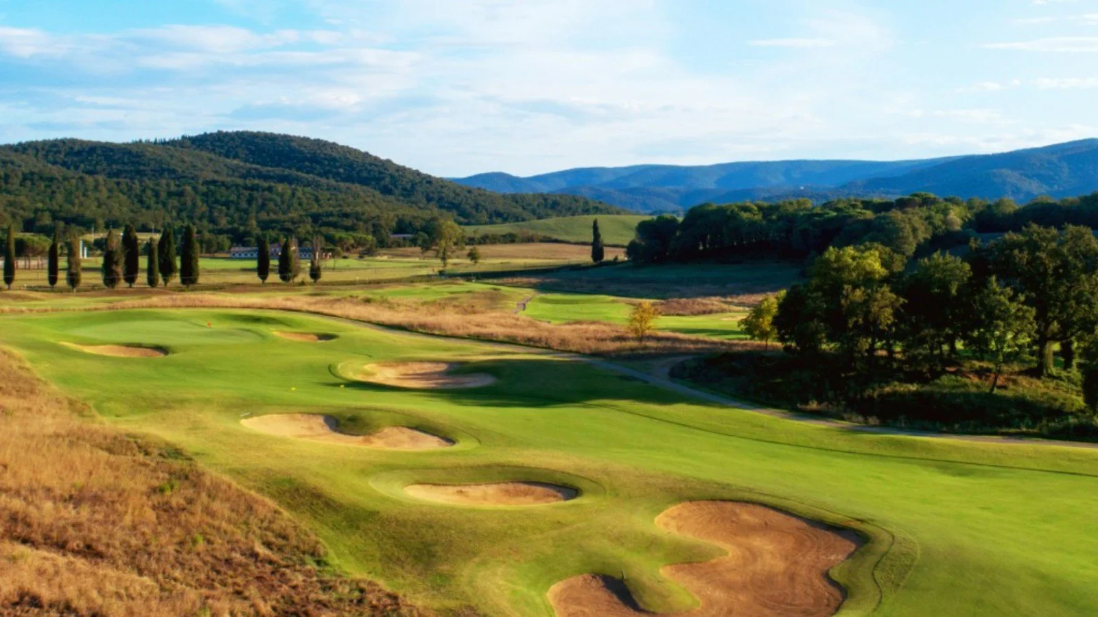 A Day in the Life on a Tuscan Golf Holiday ⛳🍷☀️