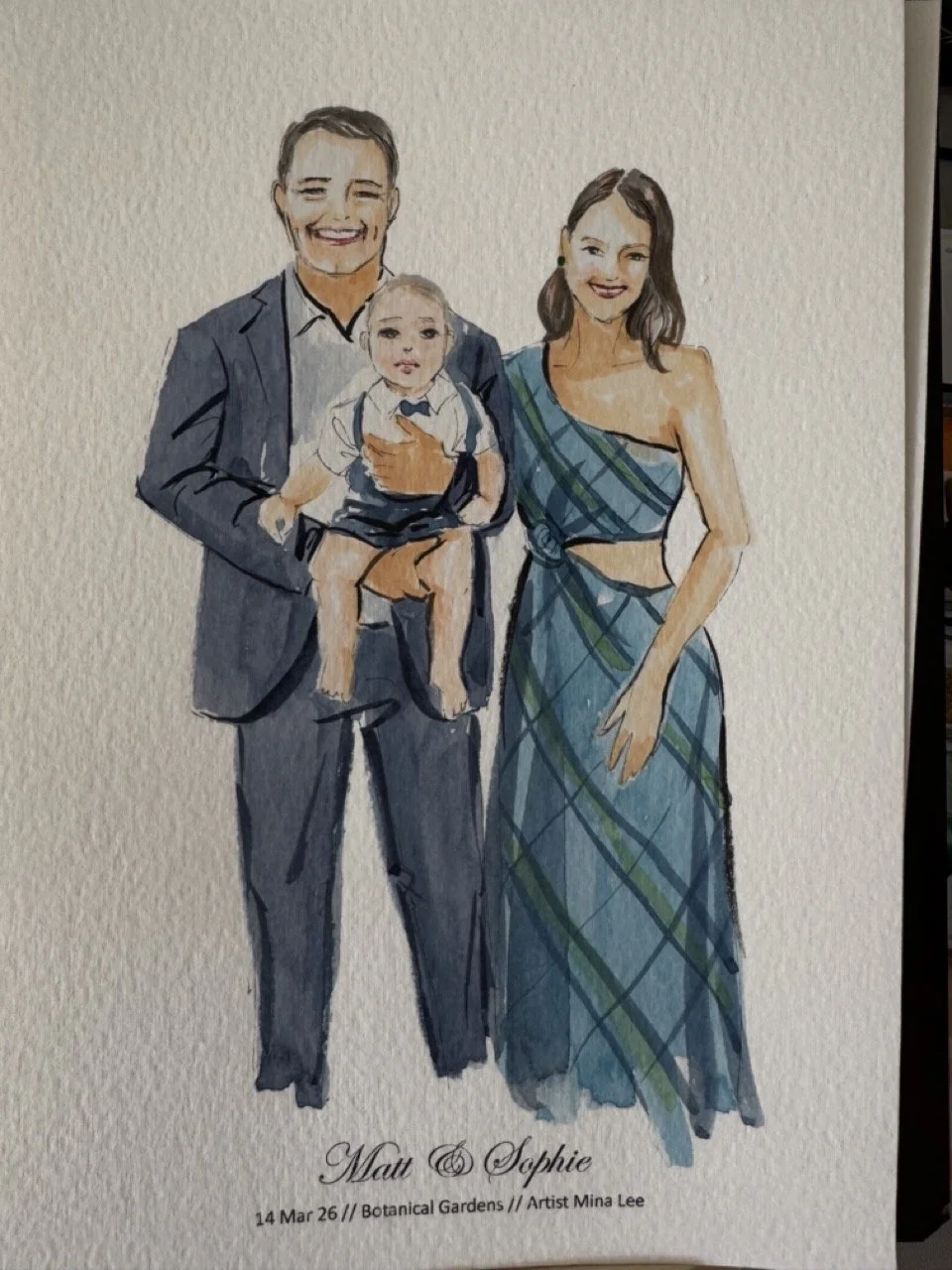  Quick and stylish live guest portraits, capturing the unique outfits and joy of your wedding attendees on paper.