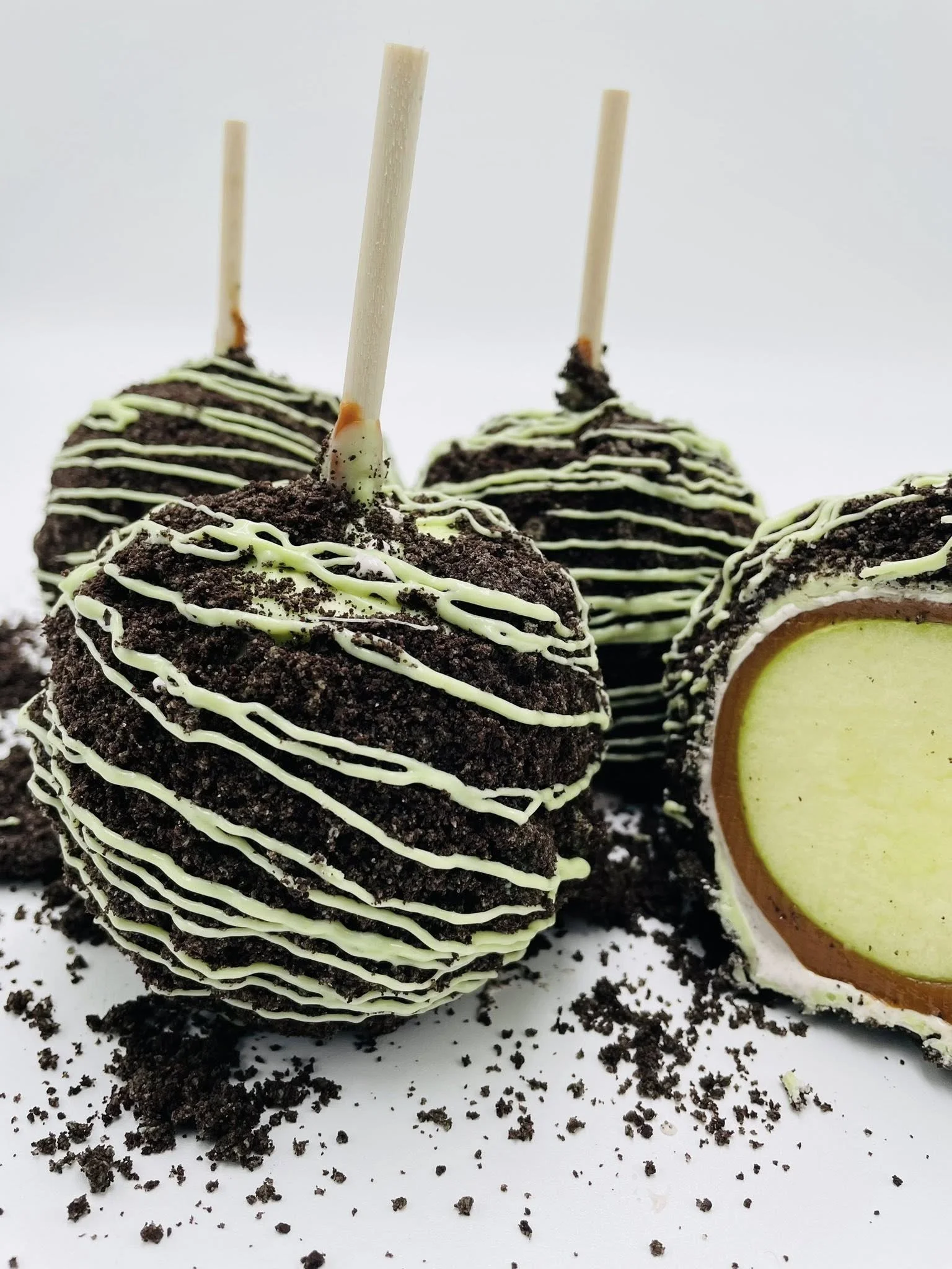 Mint choclate oreo pic 2.jpg