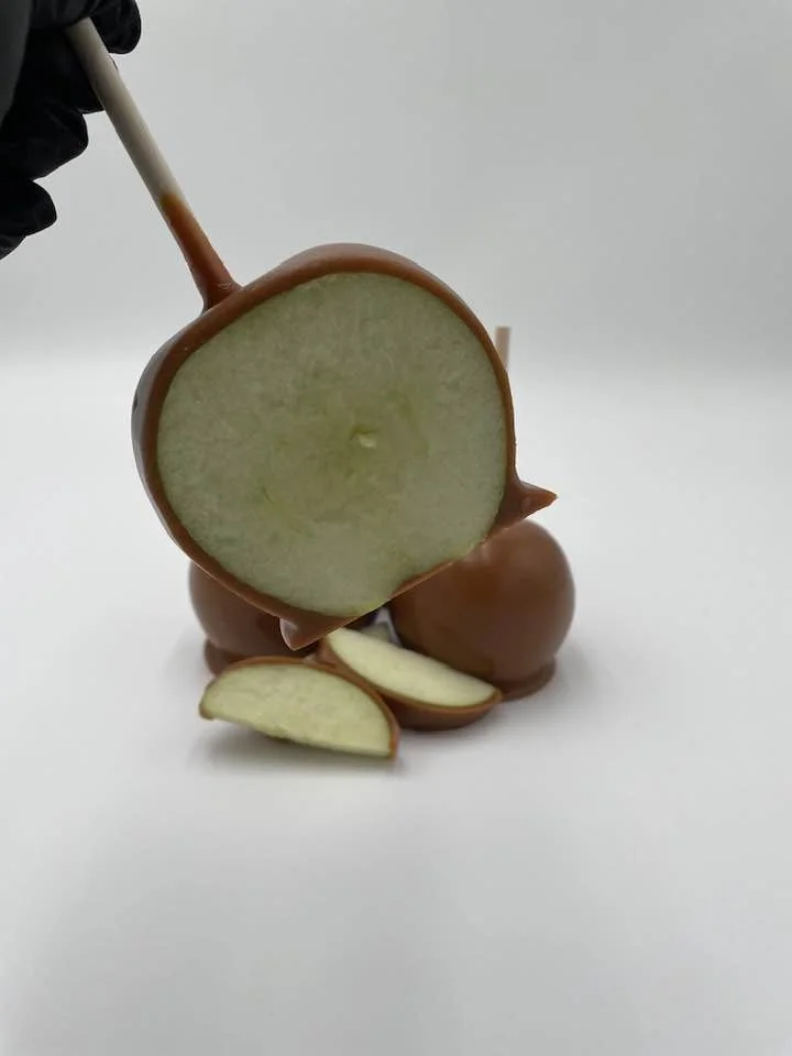 Best pic of the caramel apple.jpg