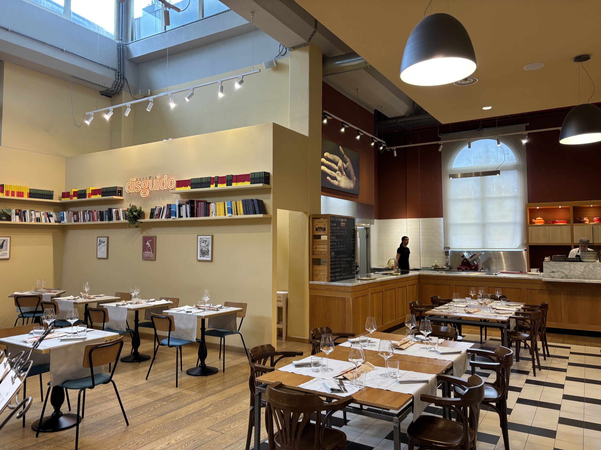 Osteria disguido Fontanafredda.jpeg
