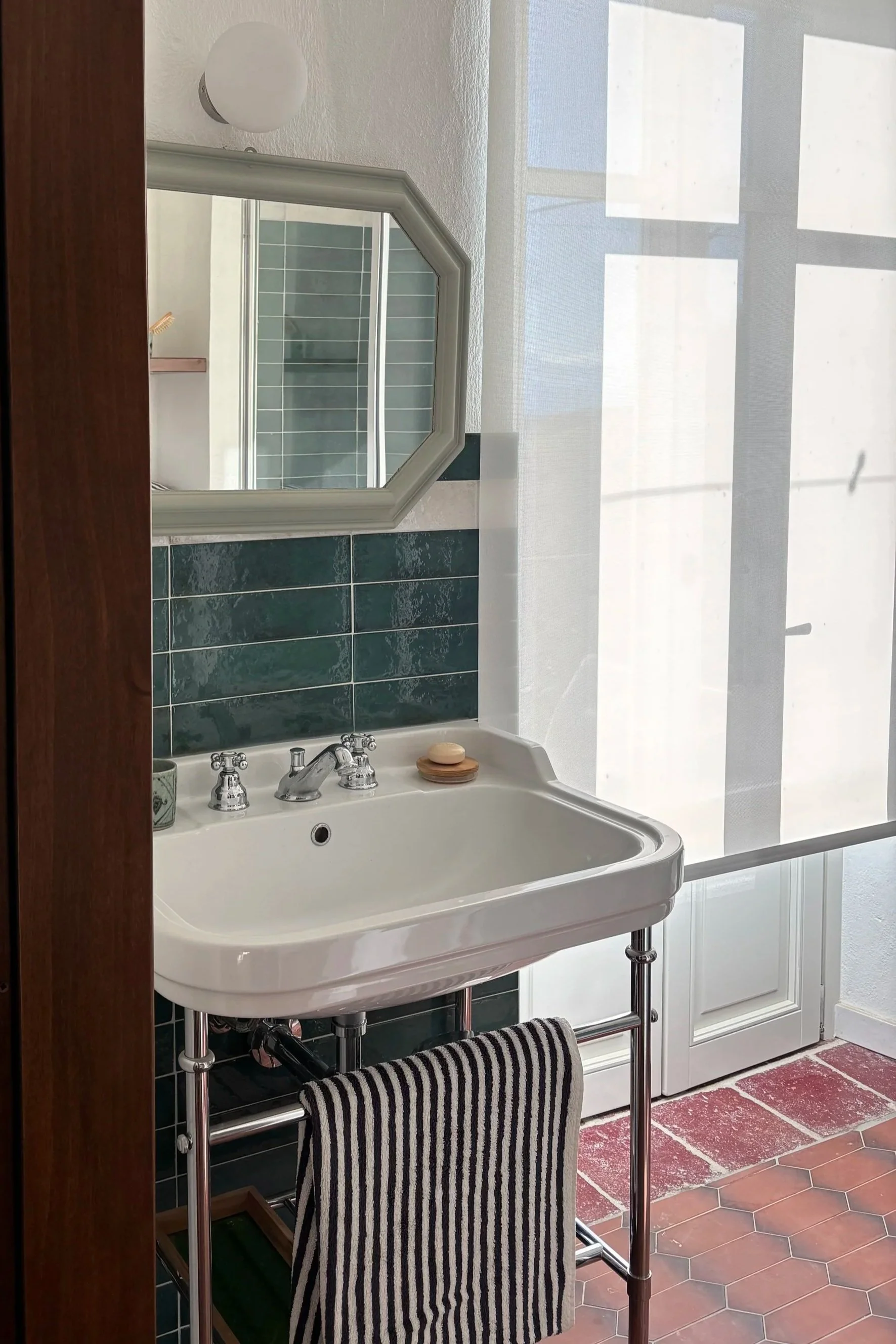 Bathroom+master+Cascina.jpg