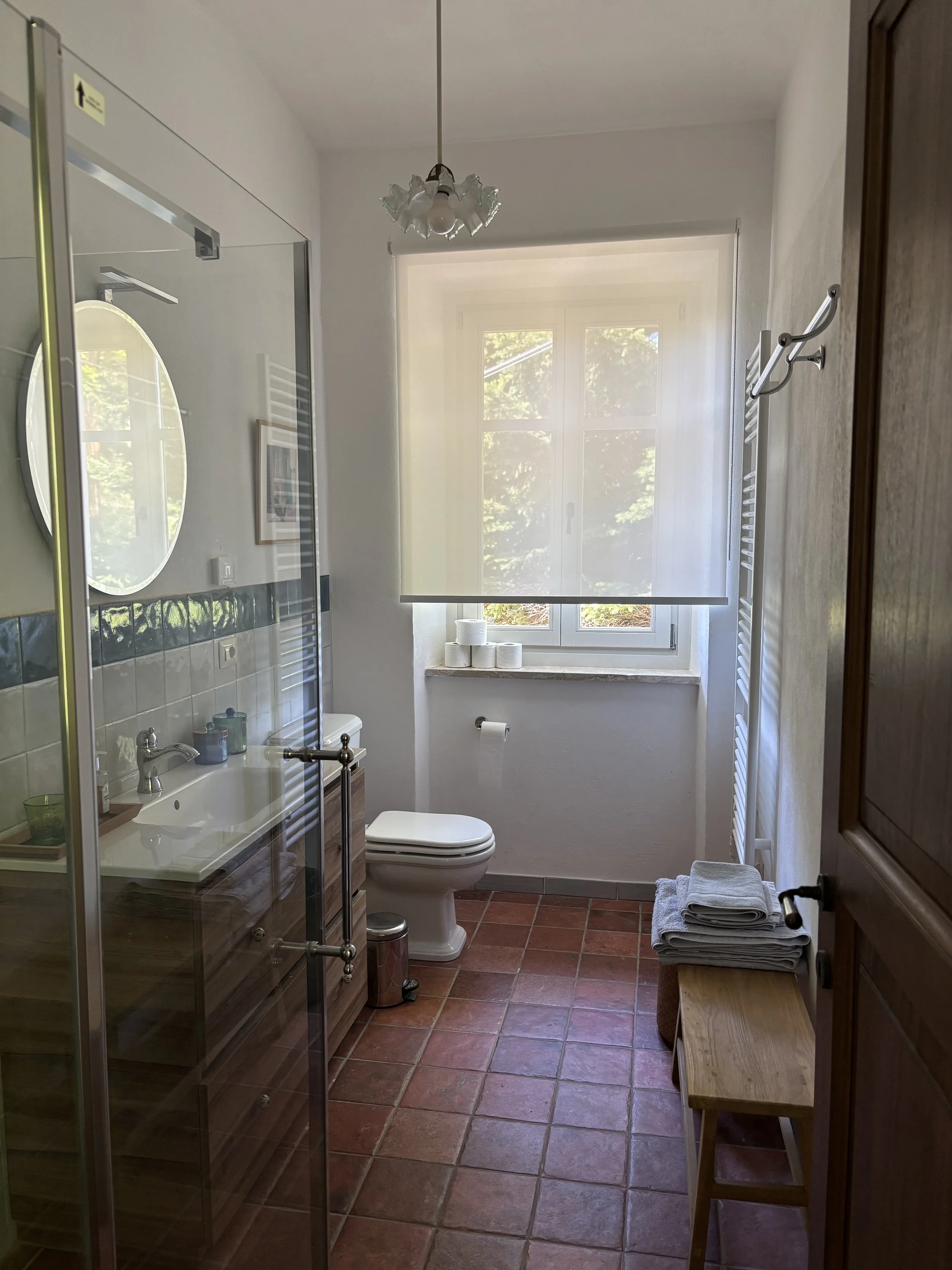 Bathroom family suite