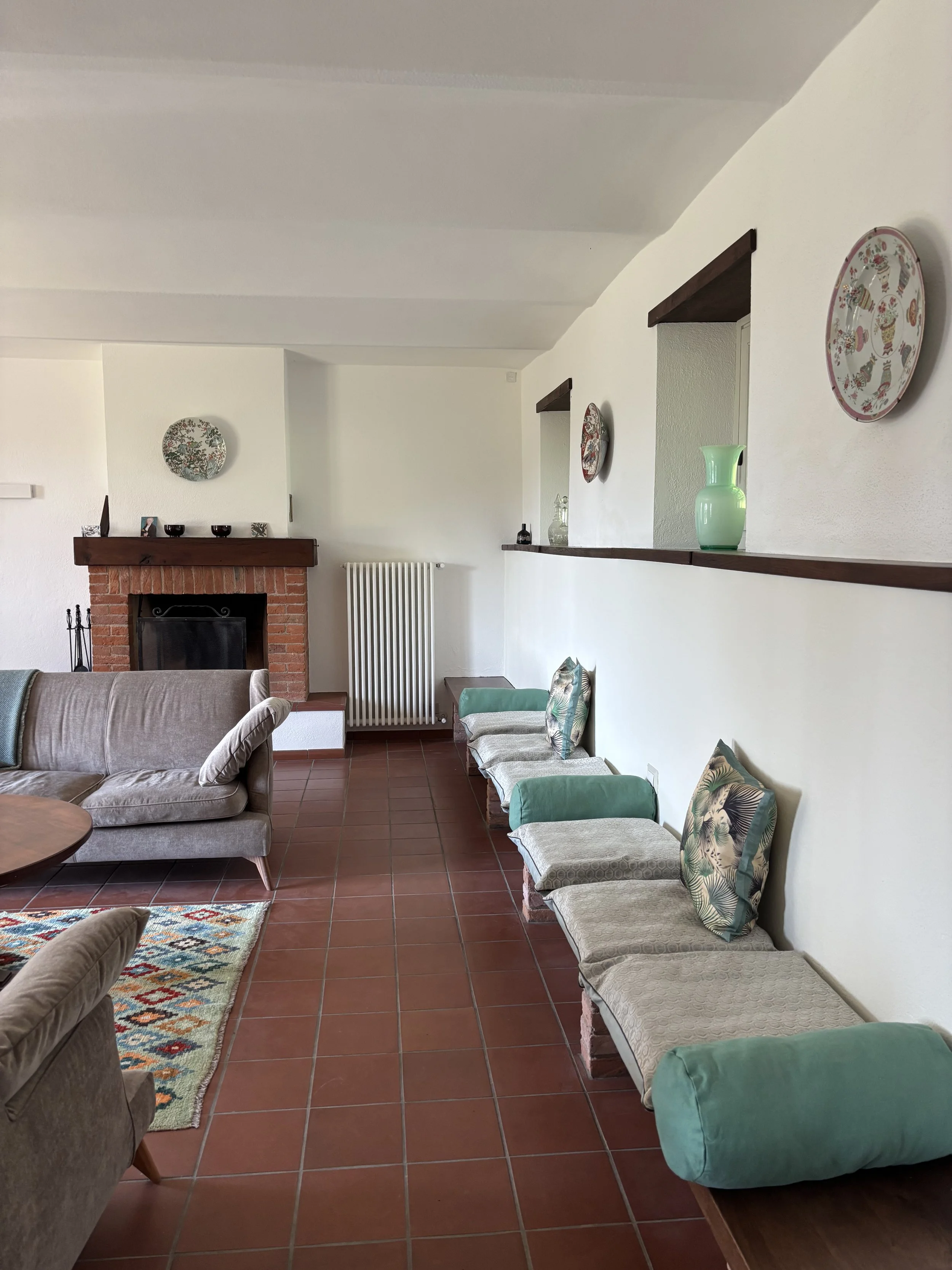 Salon Cascina borine.jpeg
