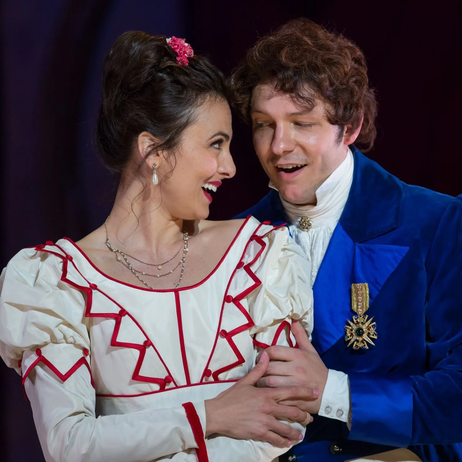 Isabel Leonard (Rosina) and Taylor Stayton (Almaviva) in The Barber of Seville, WNO, 2018. Photo: Scott Suchman.
