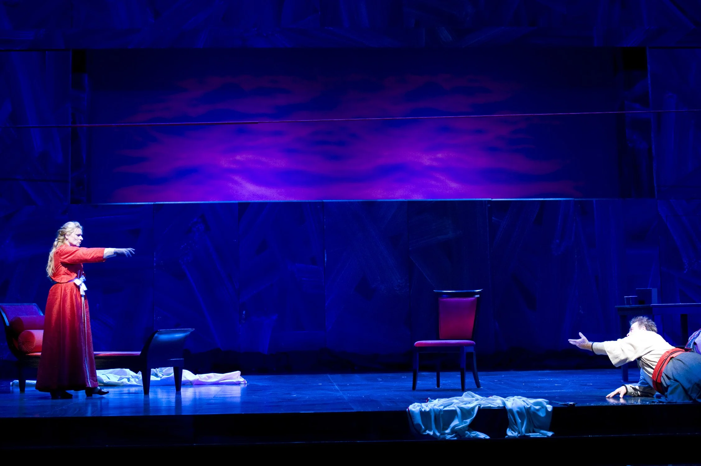 Annalena Persson (Isolde) and Clifton Forbis (Tristan) in Wagner's Tristan und Isolde, 2010. © Rozarii Lynch
