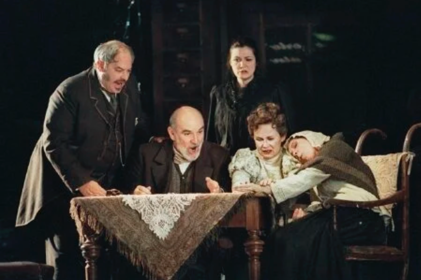 Peter Kazaras, Gabor Andrasy, Sara Fulgoni, Sheryl Woods and Diana Soviero Photo © by Ken Howard 2001