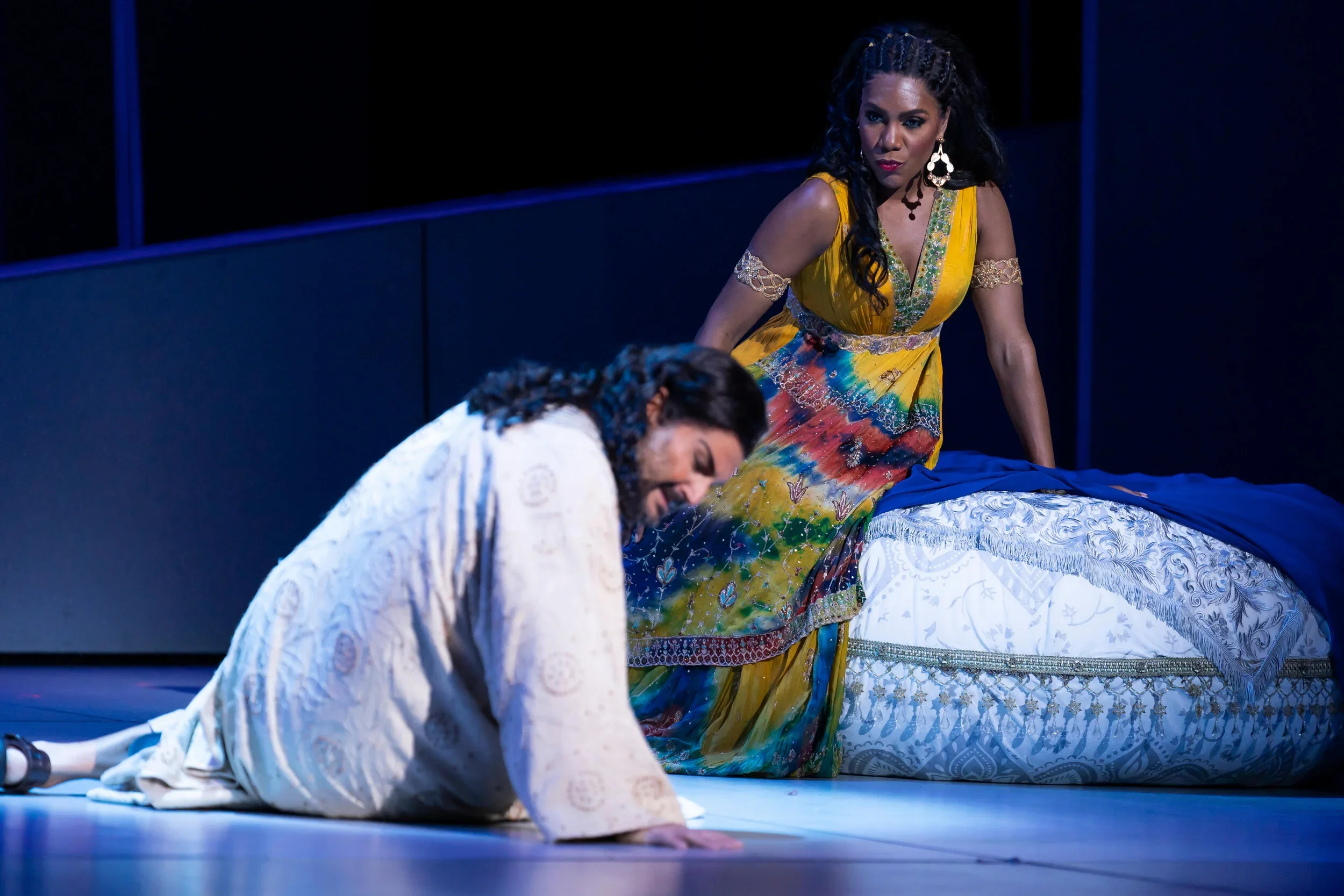 Samson (Roberto Aronica) resists telling Delilah (J’Nai Bridges) the secret of his power. Photo by Scott Suchman; courtesy of Washington National Opera.

