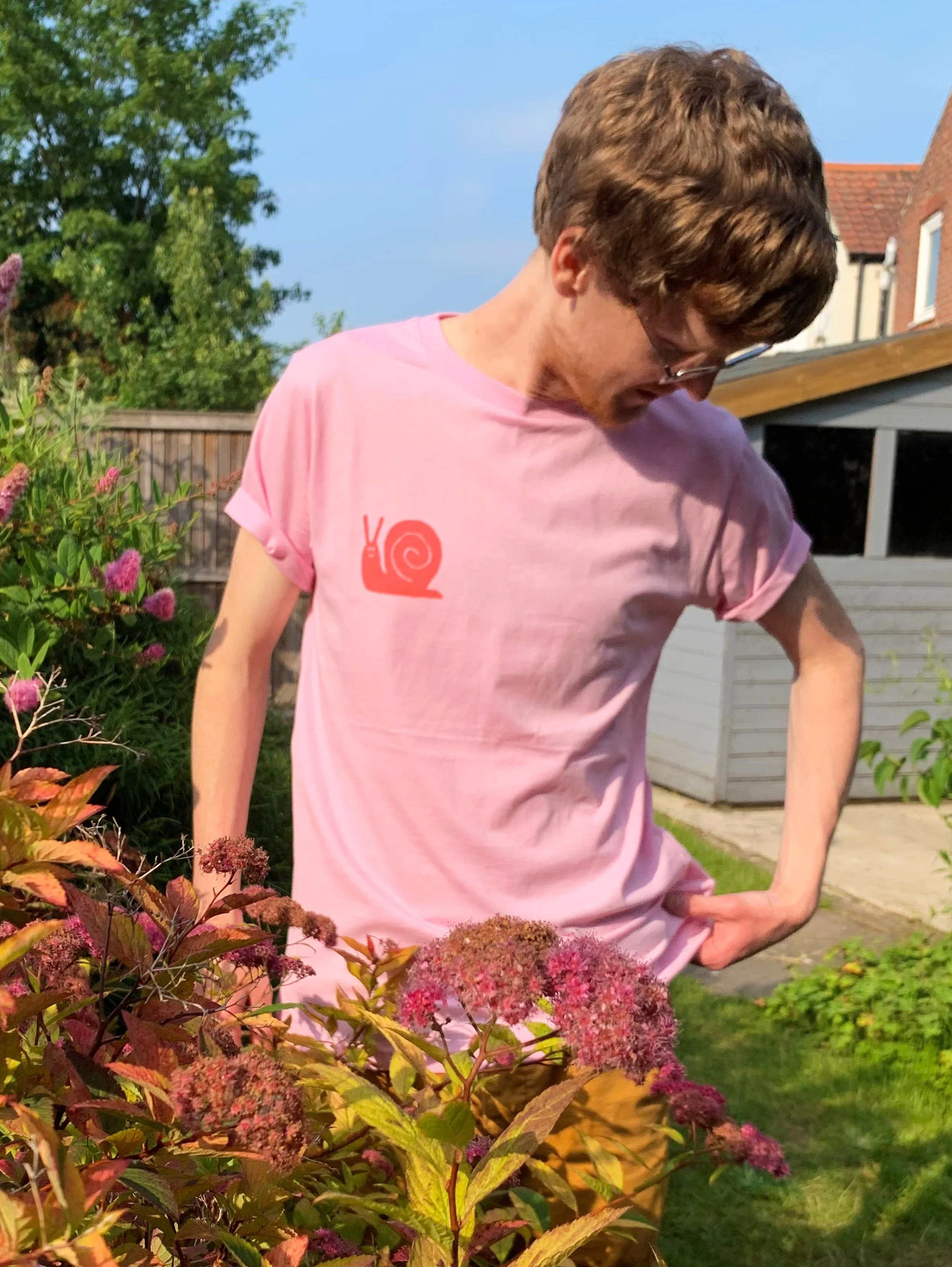 Snail-TShirt_Pink-2_Toby-Rampton_2020.jpg