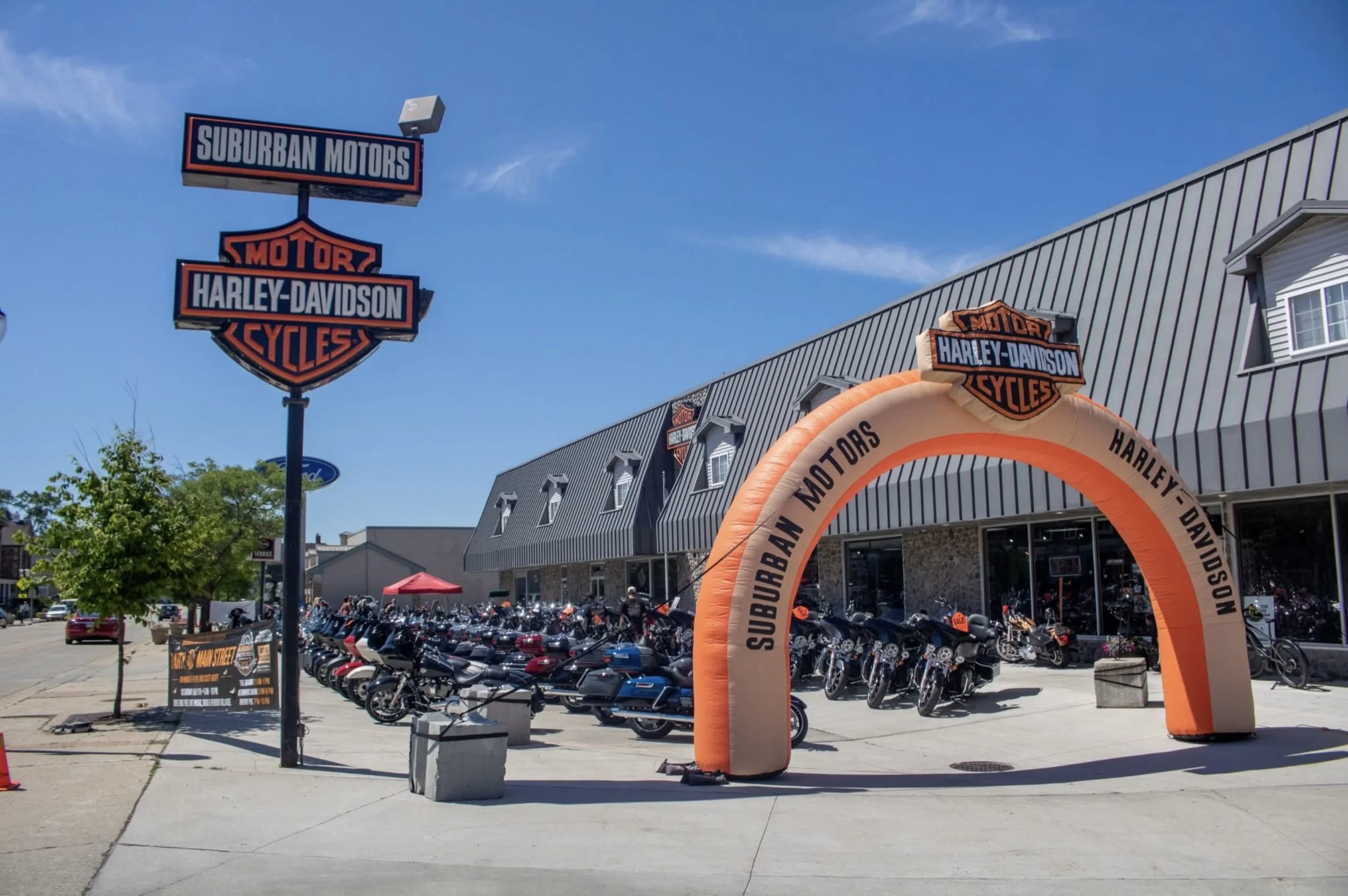 Trio @ Suburban Motors Harley-Davidson