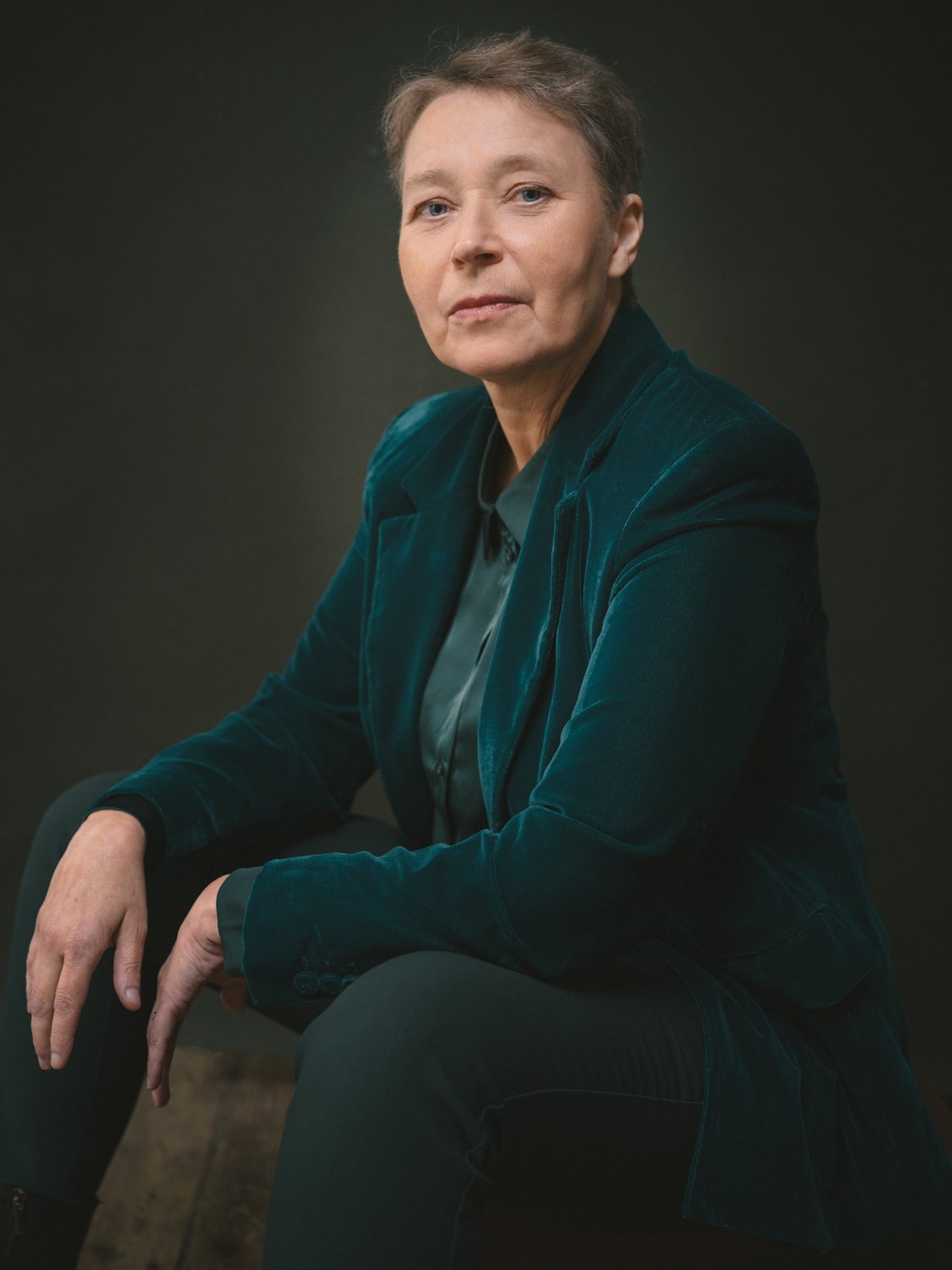 Portrait Beatrix, UNVERSTELLT-Session, Portraitsession, Studiofotografie