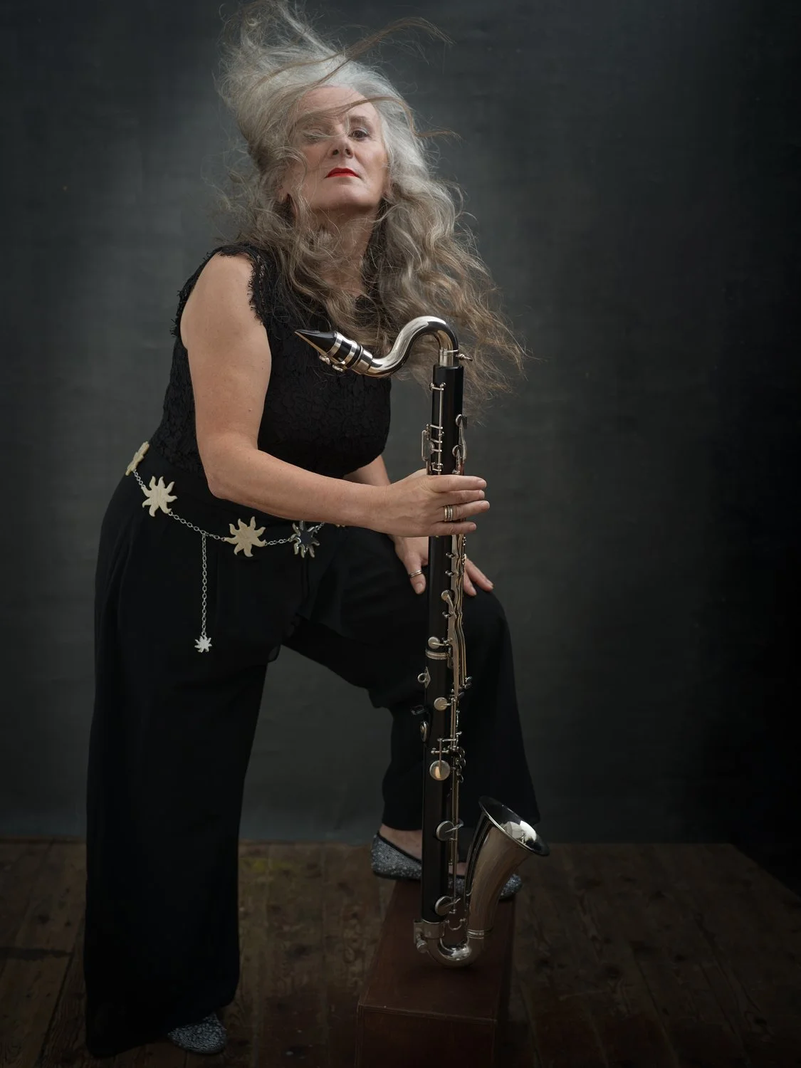 Portrait Ingrid, UNVERSTELLT-Session, Portraitsession, Studiofotografie