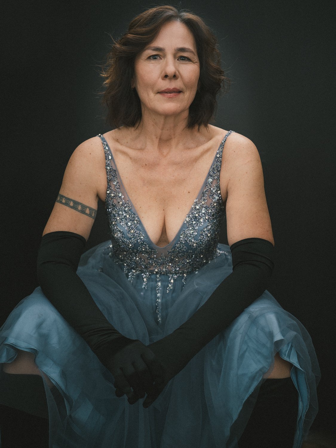 Portrait Anita, UNVERSTELLT-Session, Portraitsession, Studiofotografie