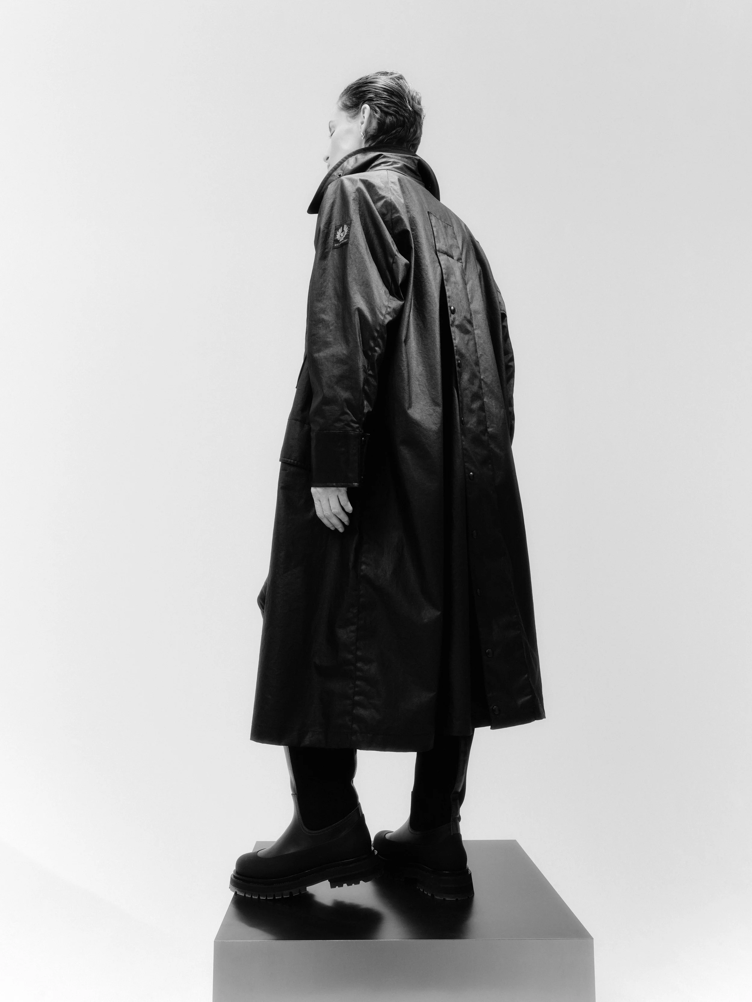 LOOK_25_897 copy.jpg