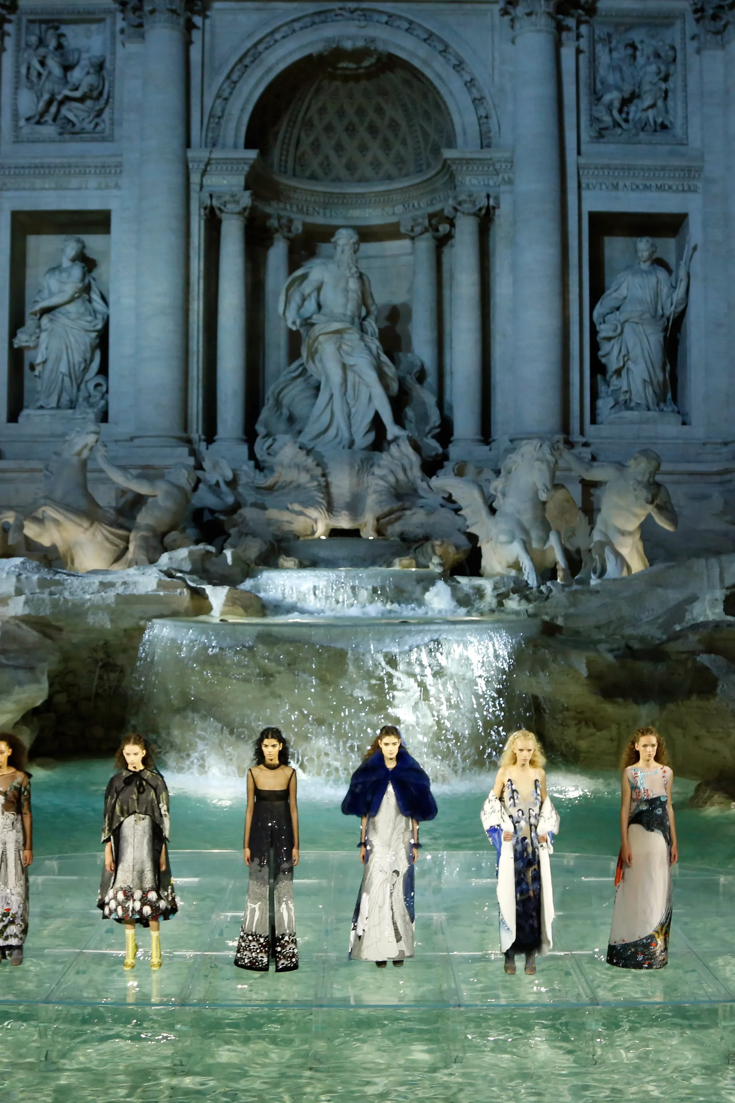 Analysis of Fendi Haute Couture 2016/2017 Fall-Winter Collection
