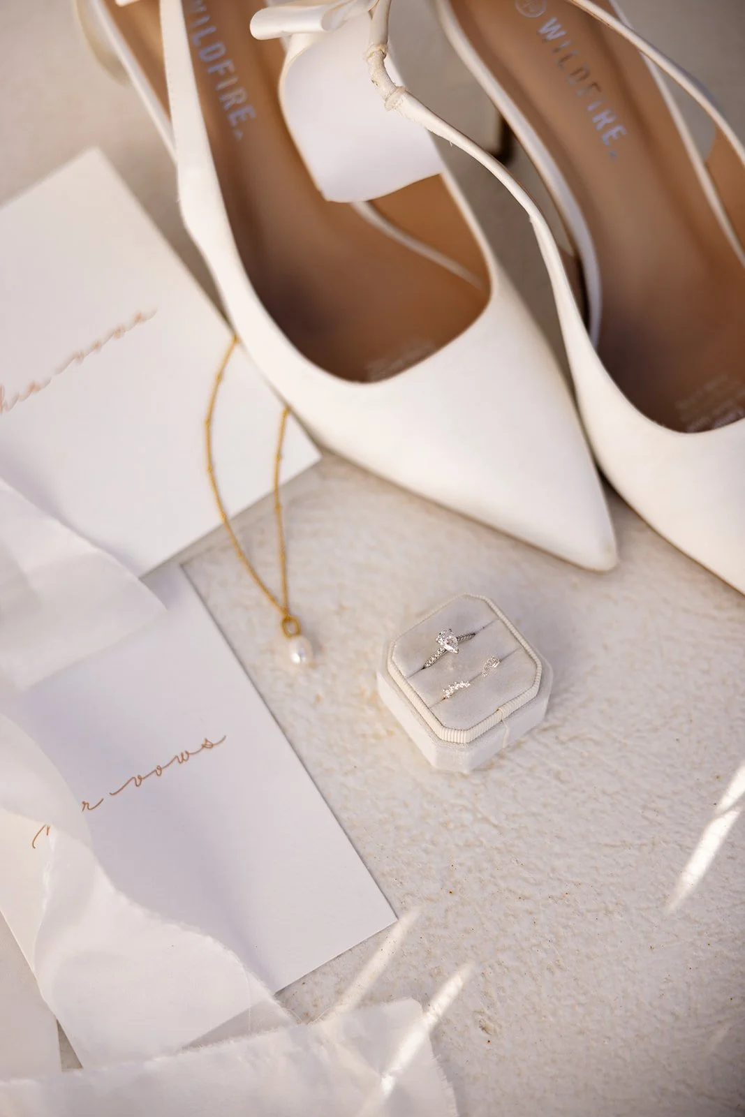 Aethereal_weddings_santorini-highlight13_websize.jpg