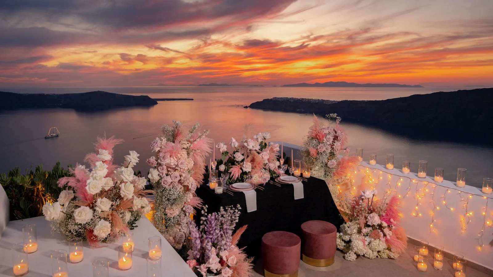 Aethereal_weddings_santorini-Thanos Rivios Photography (99).jpg
