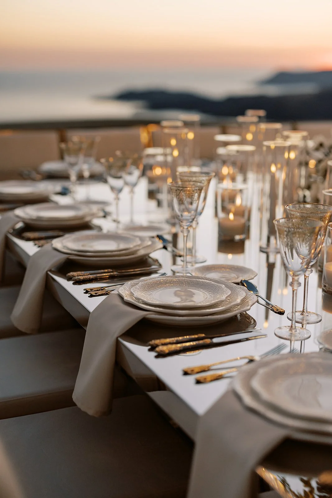 Aethereal_weddings_santorini_tsakanikas-0871.jpg