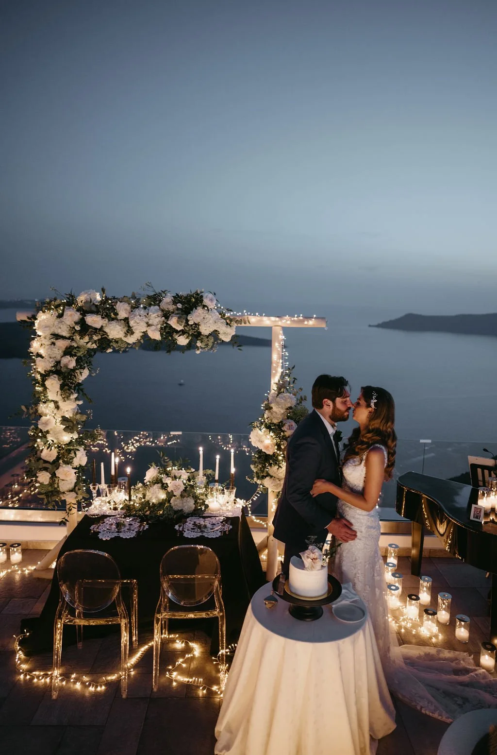 Aethereal_weddings_santorini-photo(274of310).jpg