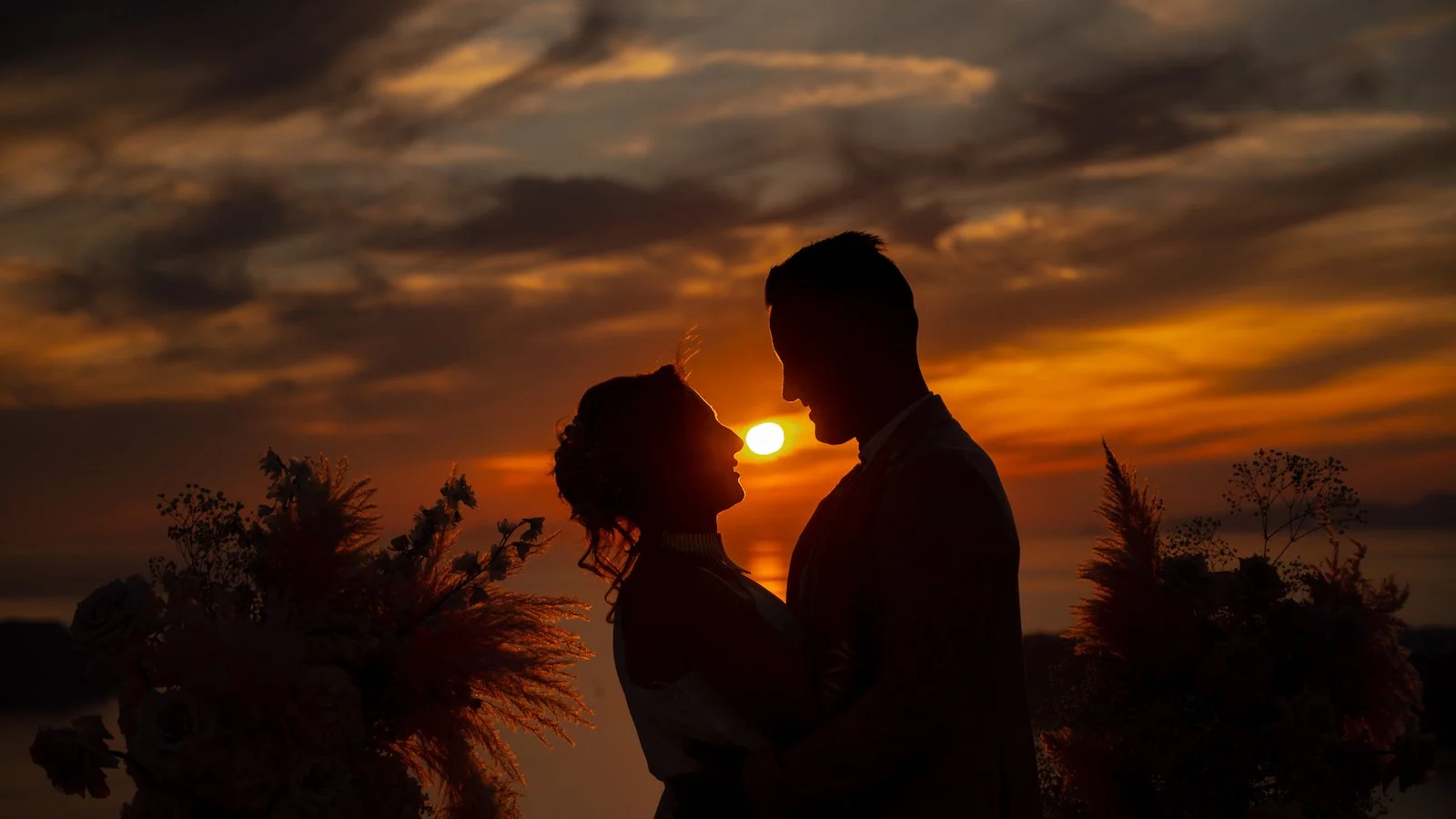 Aethereal_weddings_santorini-Thanos Rivios Photography (78).jpg