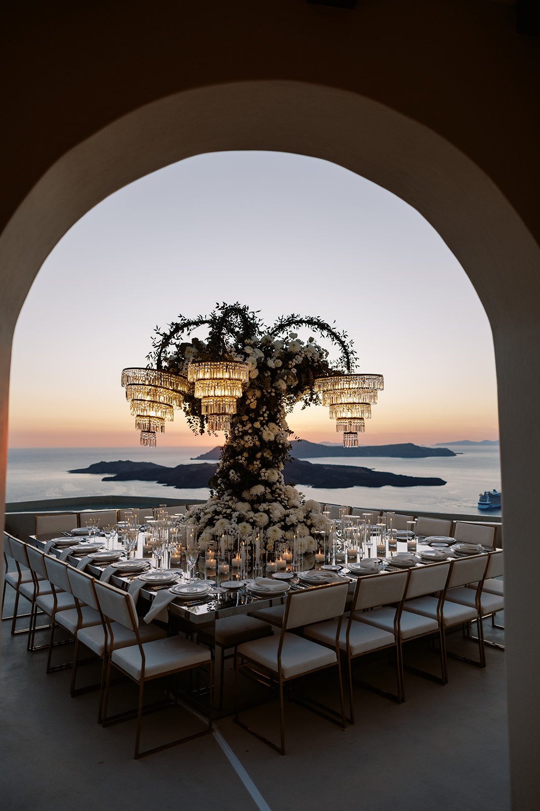 Aethereal_weddings_santorini_tsakanikas-0837.jpg